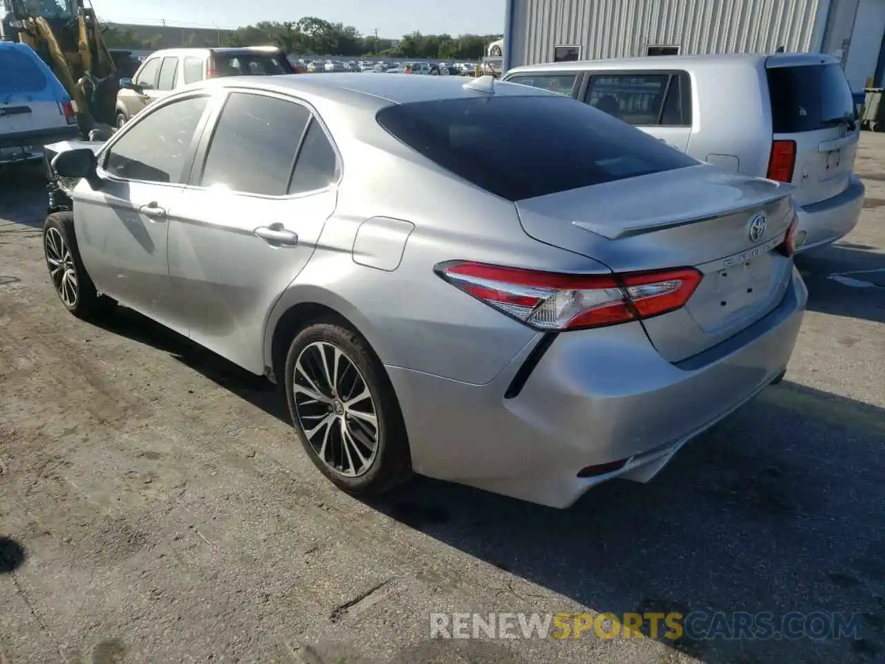 3 Photograph of a damaged car 4T1G11AKXLU510060 TOYOTA CAMRY 2020