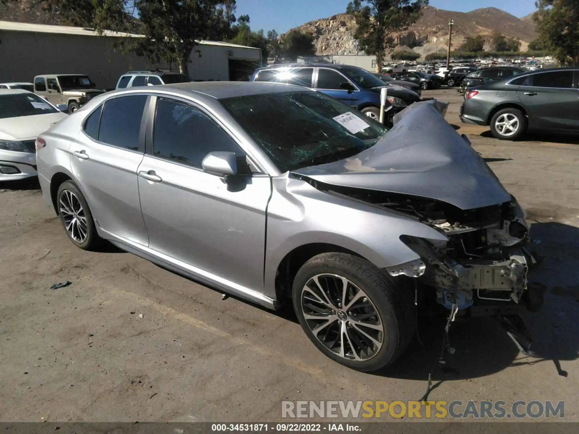 1 Photograph of a damaged car 4T1G11AKXLU859574 TOYOTA CAMRY 2020