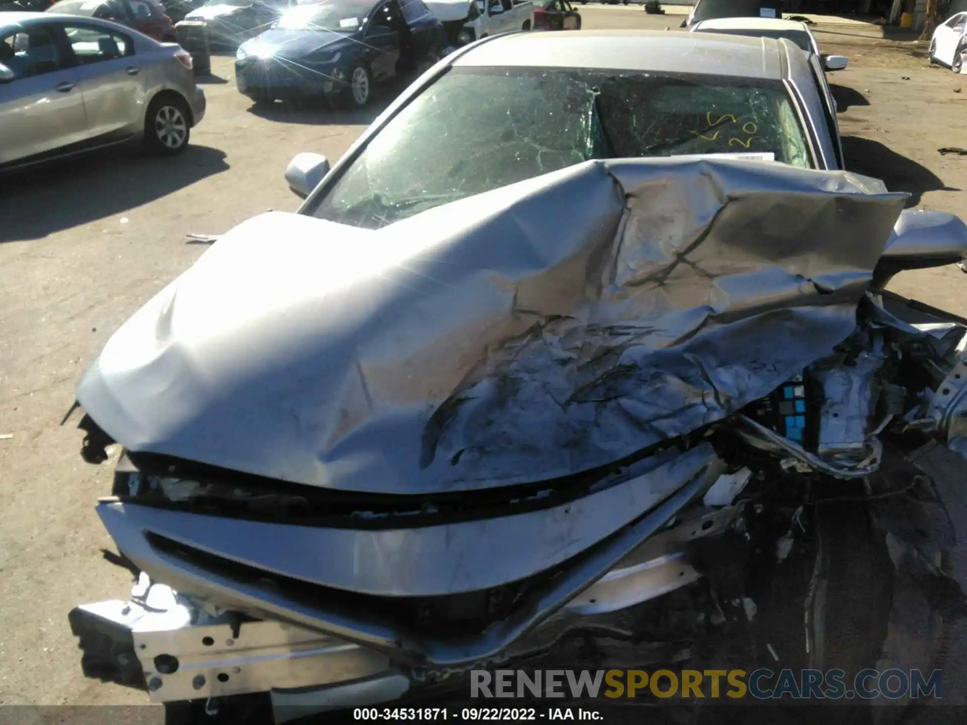 10 Photograph of a damaged car 4T1G11AKXLU859574 TOYOTA CAMRY 2020