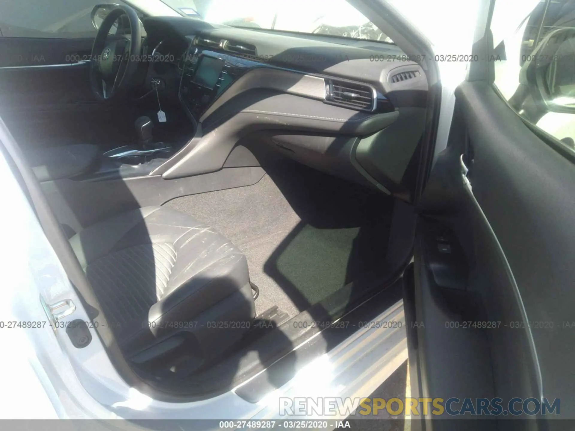 5 Photograph of a damaged car 4T1G11AKXLU872535 TOYOTA CAMRY 2020