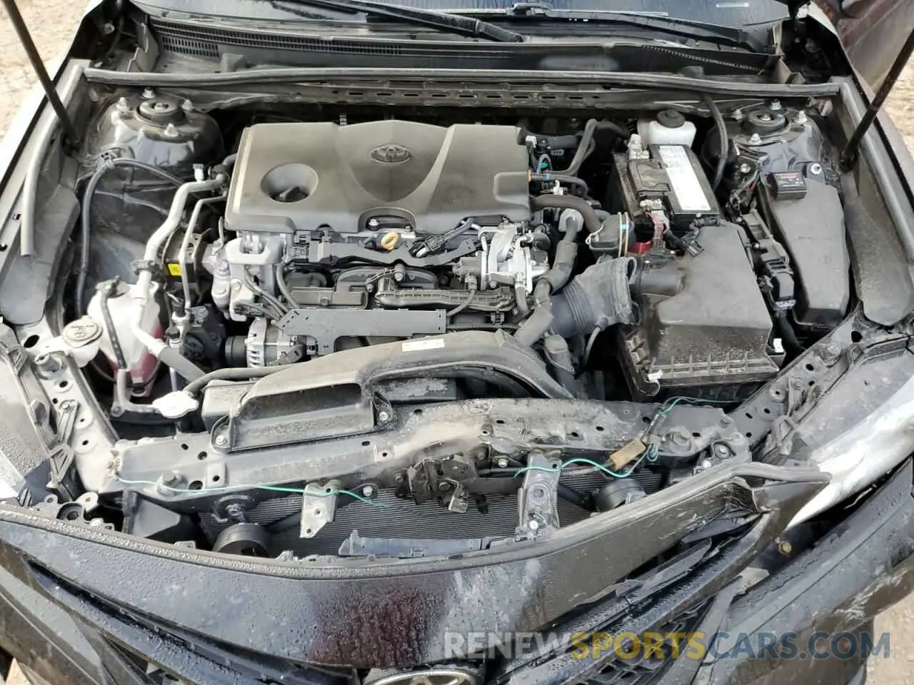 11 Photograph of a damaged car 4T1G11AKXLU880960 TOYOTA CAMRY 2020