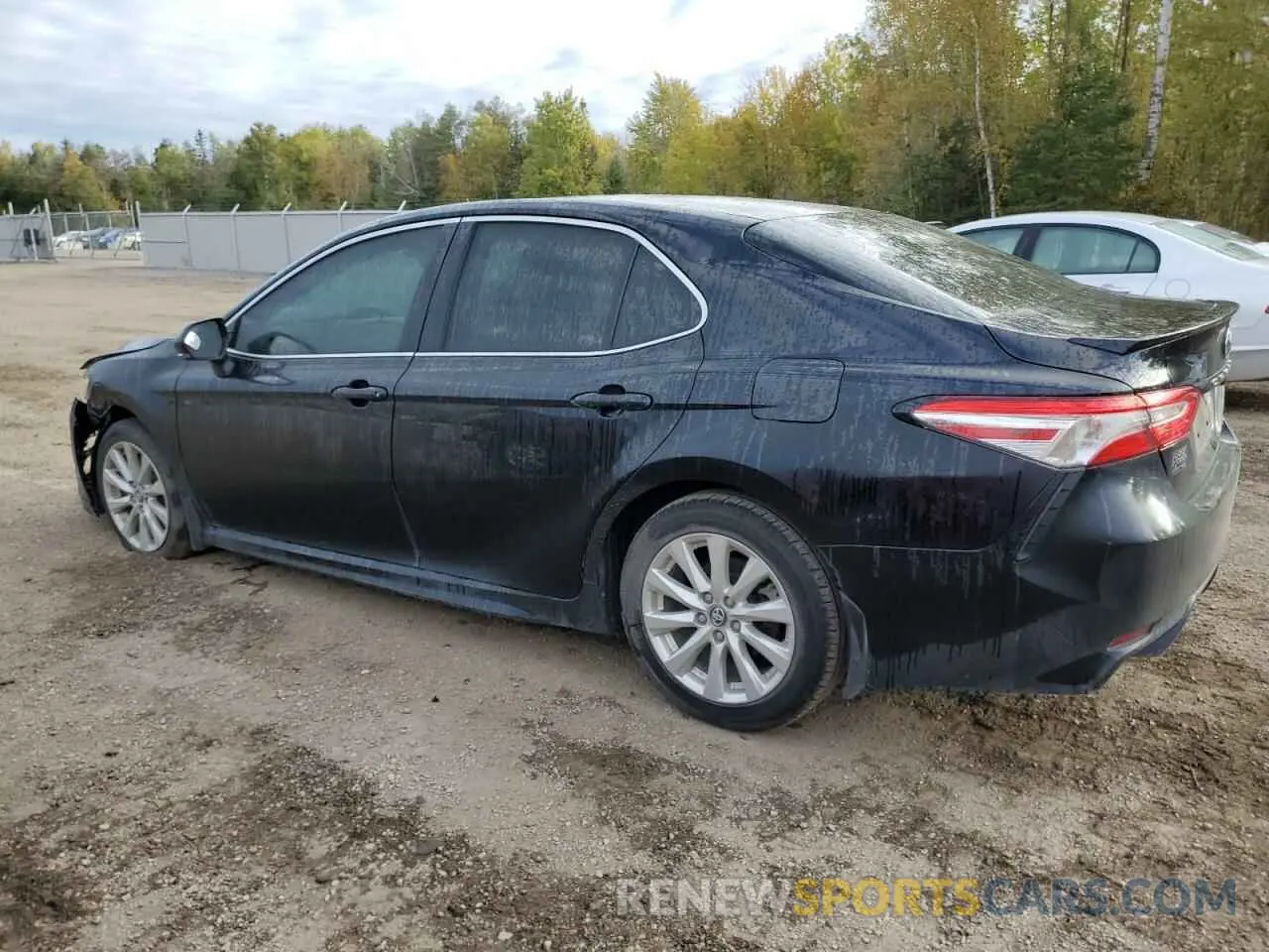 2 Photograph of a damaged car 4T1G11AKXLU880960 TOYOTA CAMRY 2020