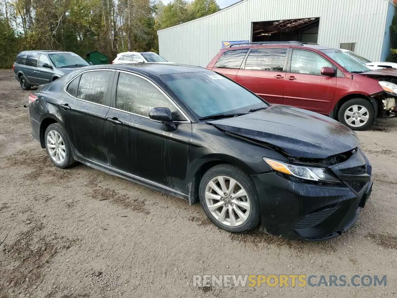 4 Photograph of a damaged car 4T1G11AKXLU880960 TOYOTA CAMRY 2020