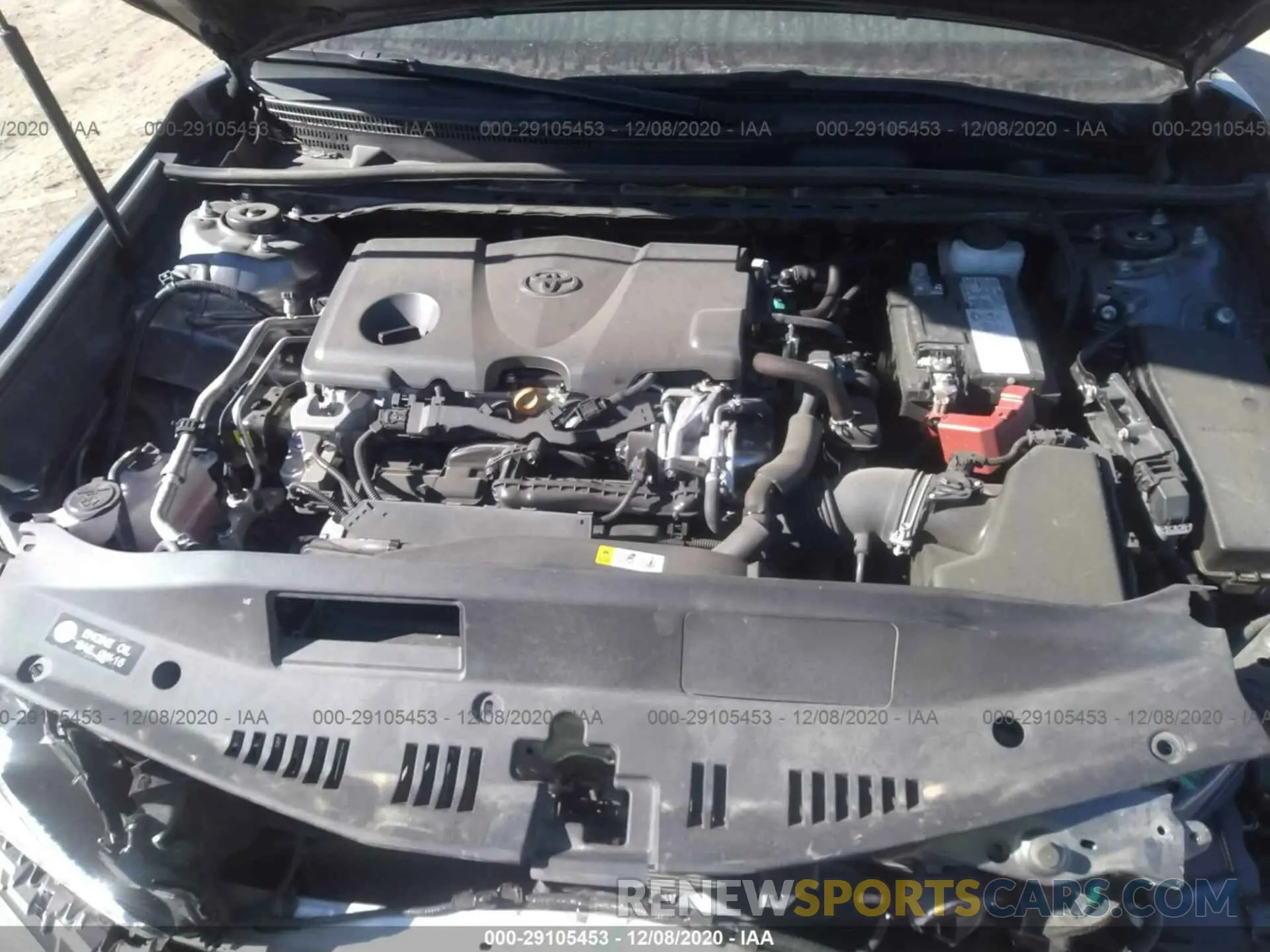 10 Photograph of a damaged car 4T1G11AKXLU886032 TOYOTA CAMRY 2020