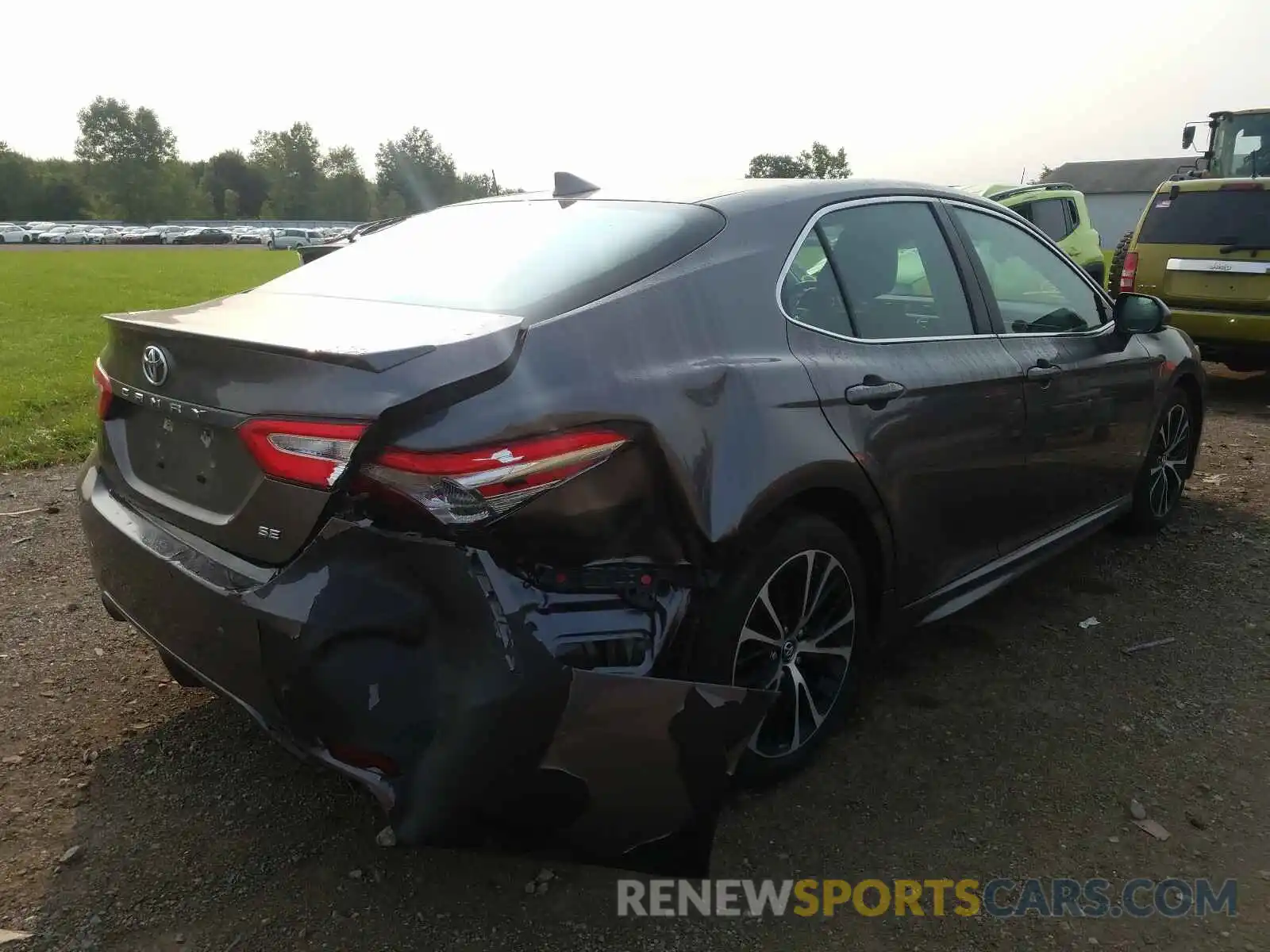 4 Photograph of a damaged car 4T1G11AKXLU889836 TOYOTA CAMRY 2020