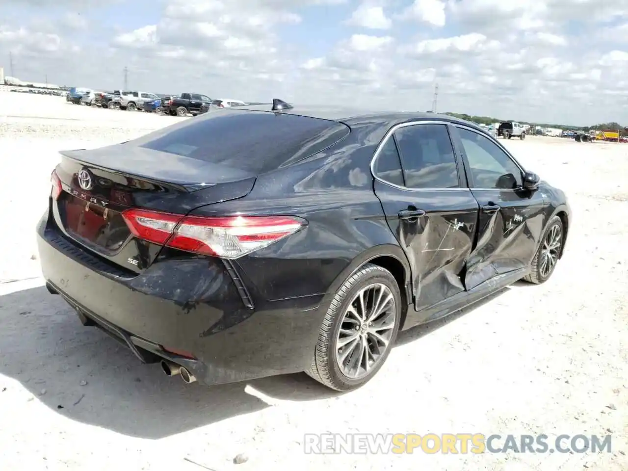 4 Photograph of a damaged car 4T1G11AKXLU901659 TOYOTA CAMRY 2020