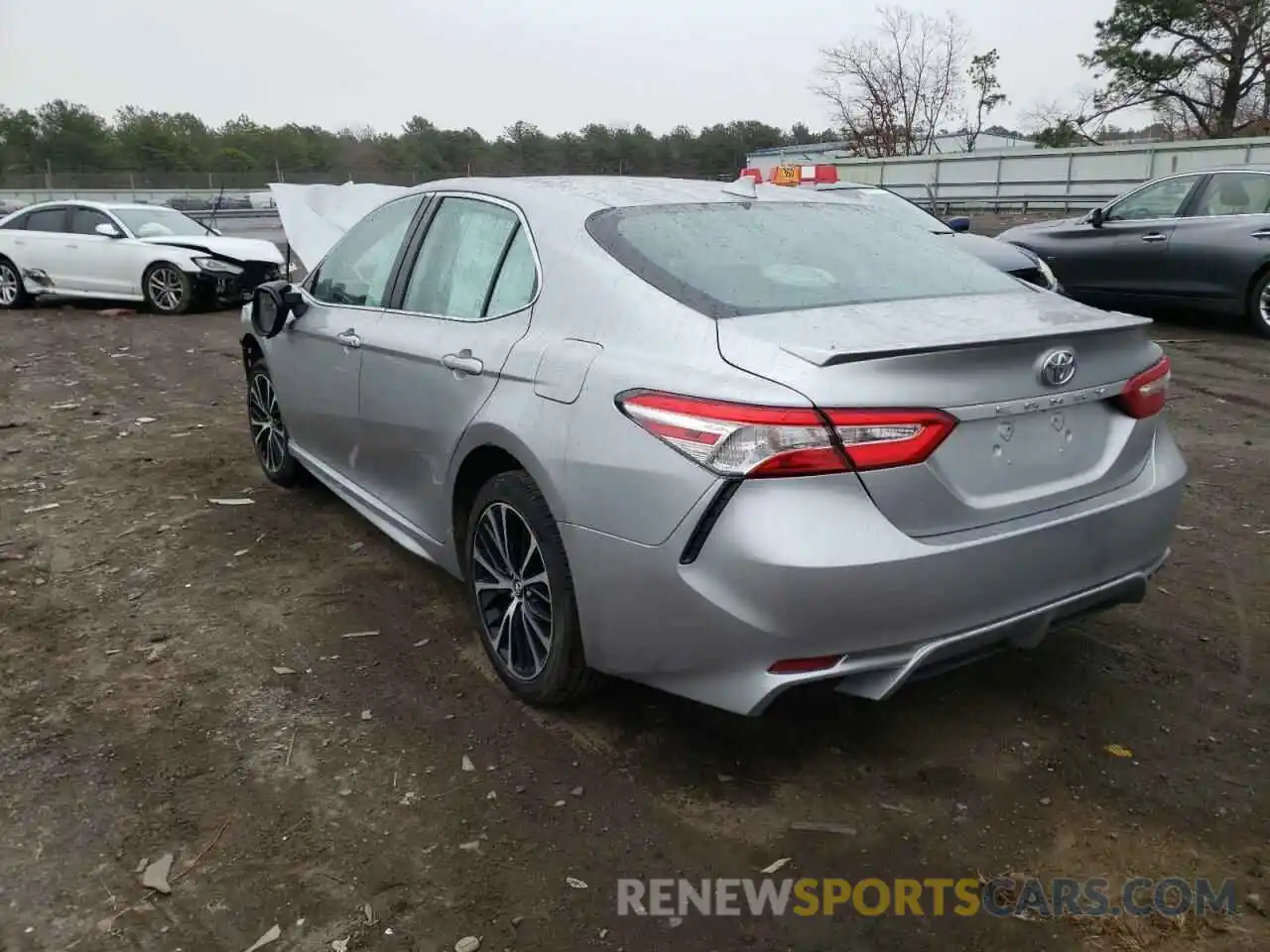 3 Photograph of a damaged car 4T1G11AKXLU904819 TOYOTA CAMRY 2020