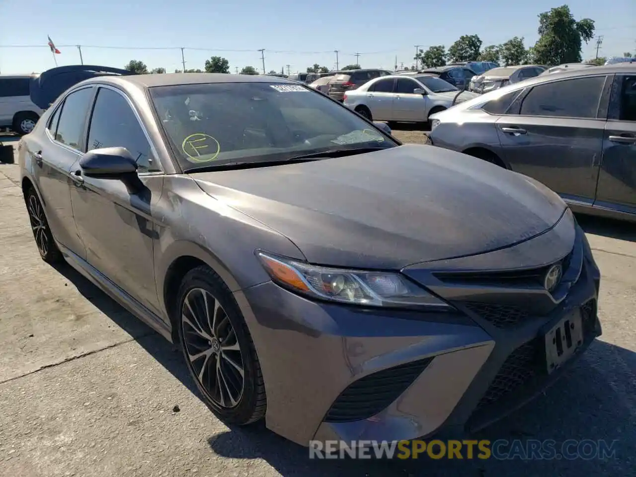 1 Photograph of a damaged car 4T1G11AKXLU909812 TOYOTA CAMRY 2020