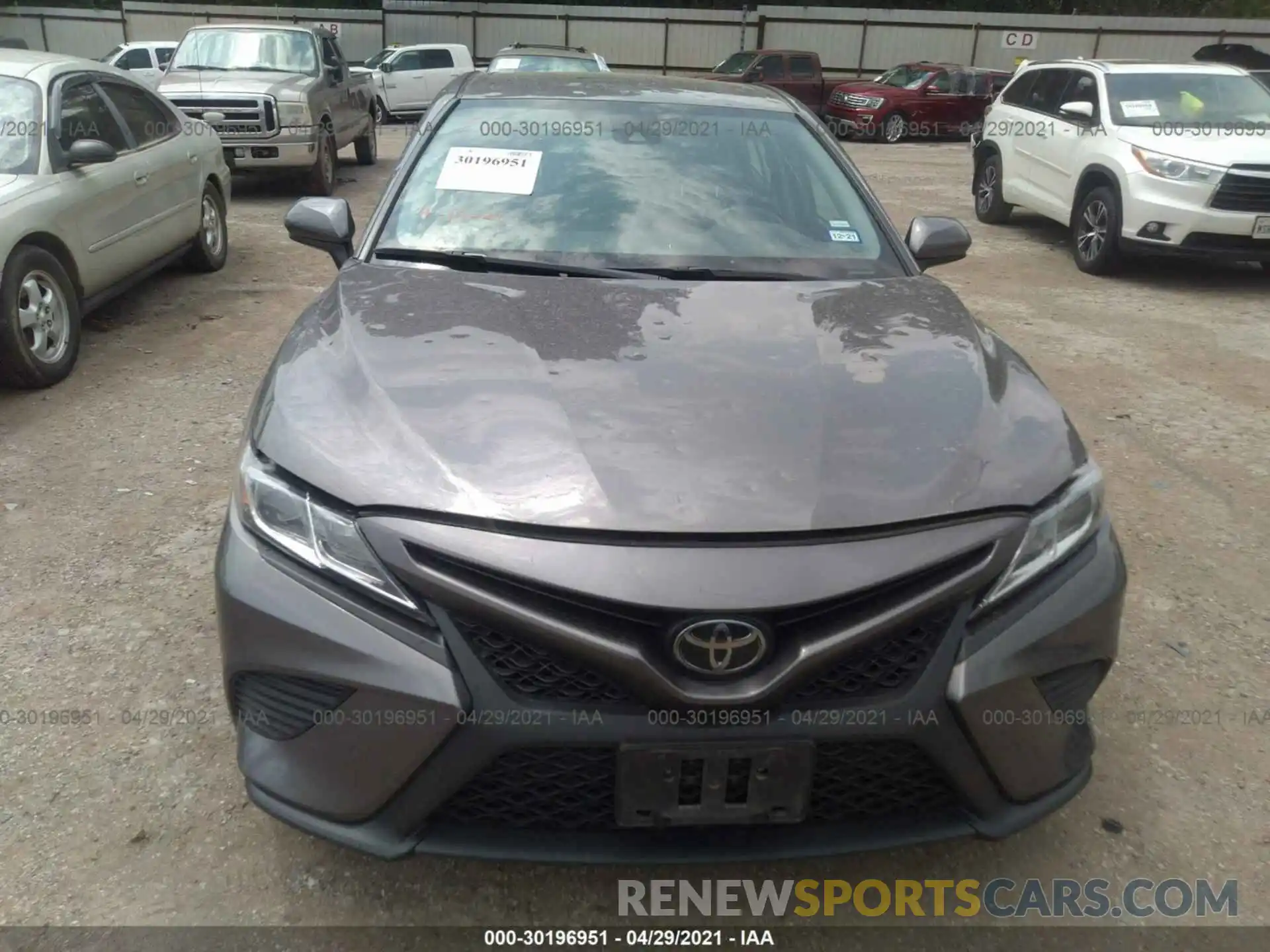 6 Photograph of a damaged car 4T1G11AKXLU915299 TOYOTA CAMRY 2020