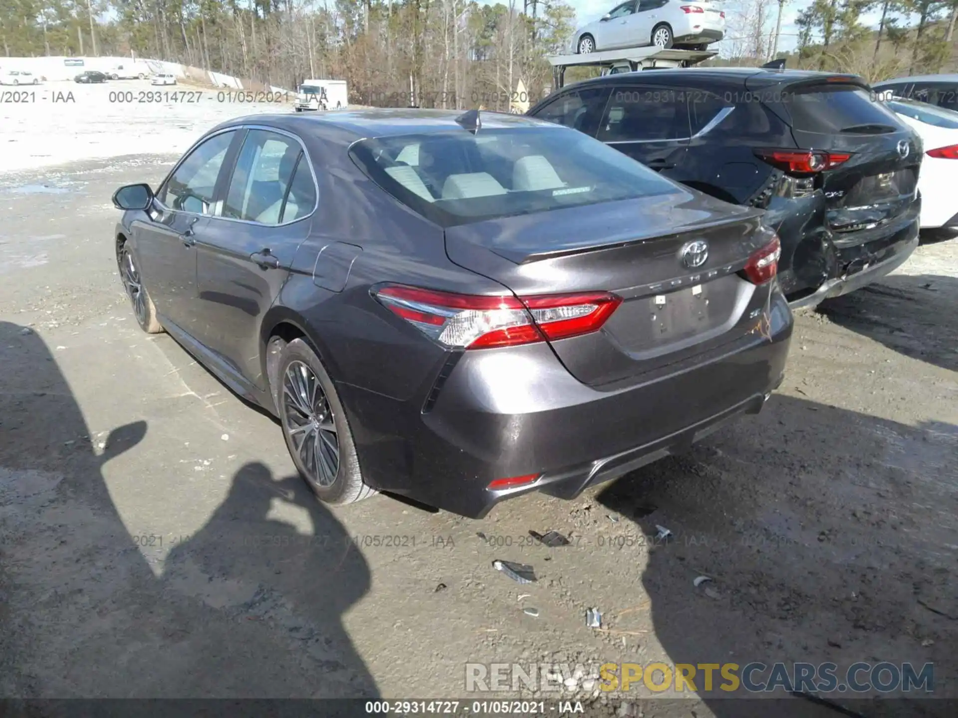 3 Photograph of a damaged car 4T1G11AKXLU927095 TOYOTA CAMRY 2020