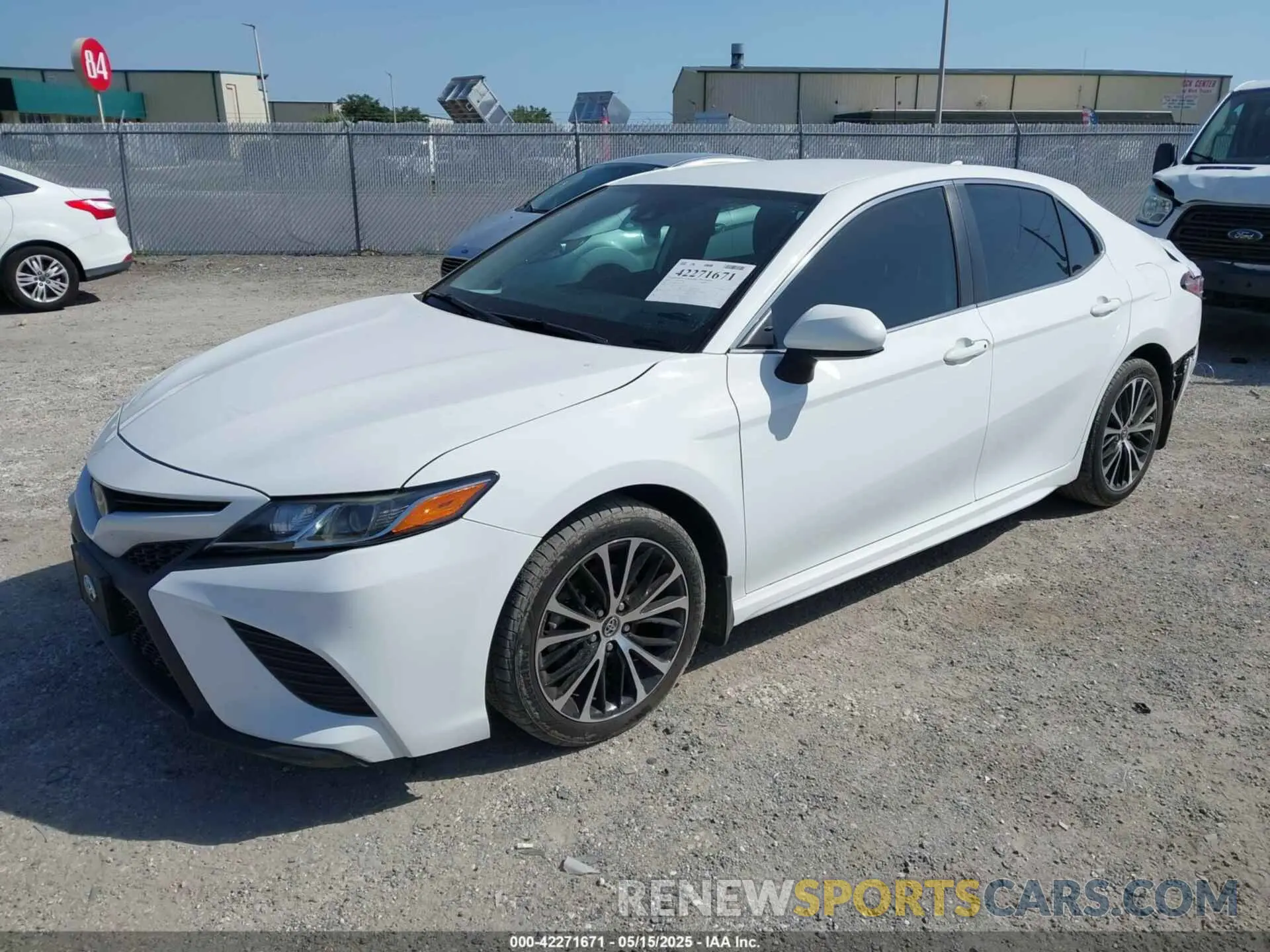 2 Photograph of a damaged car 4T1G11AKXLU935892 TOYOTA CAMRY 2020