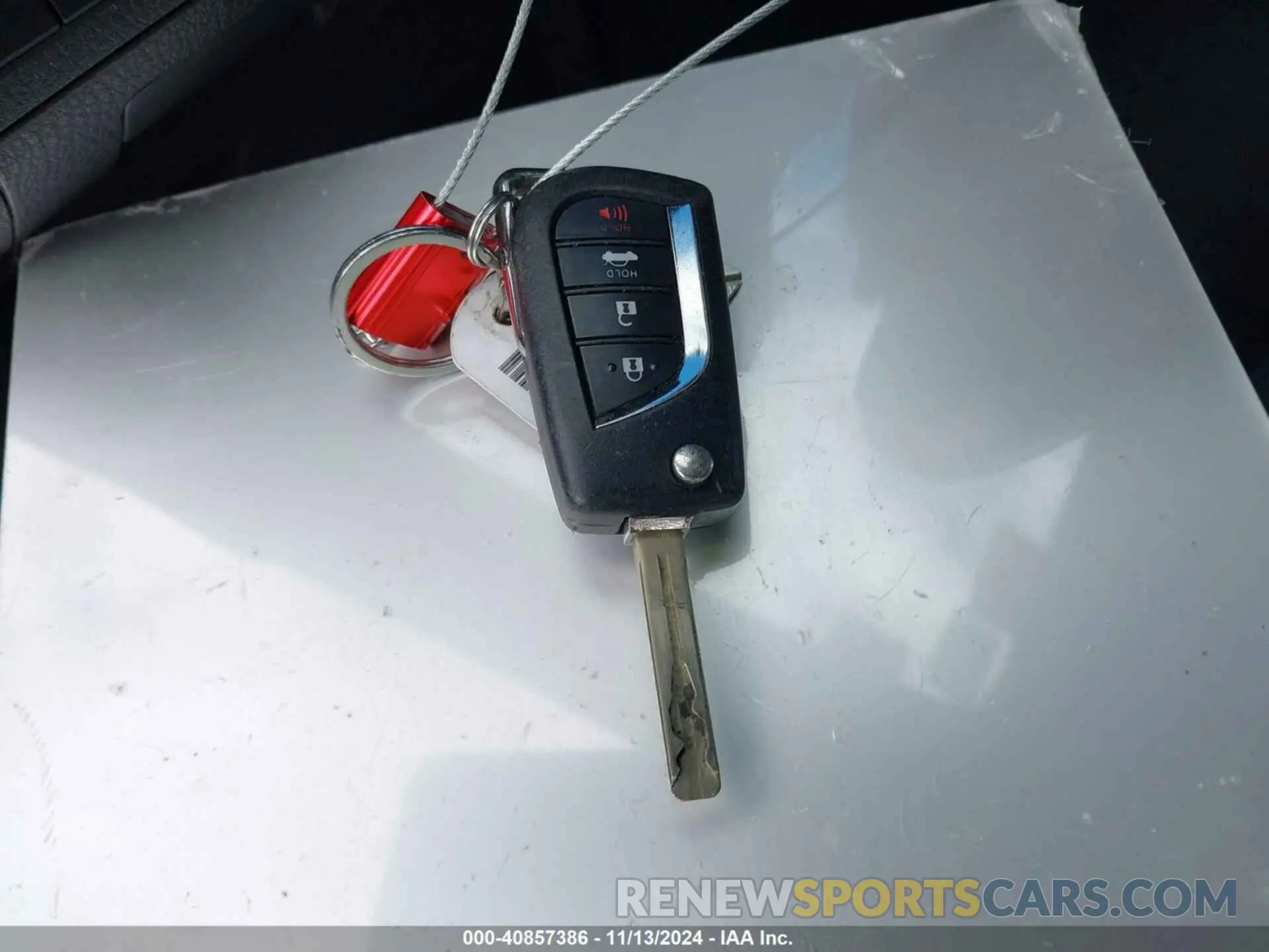 11 Photograph of a damaged car 4T1G11AKXLU937058 TOYOTA CAMRY 2020