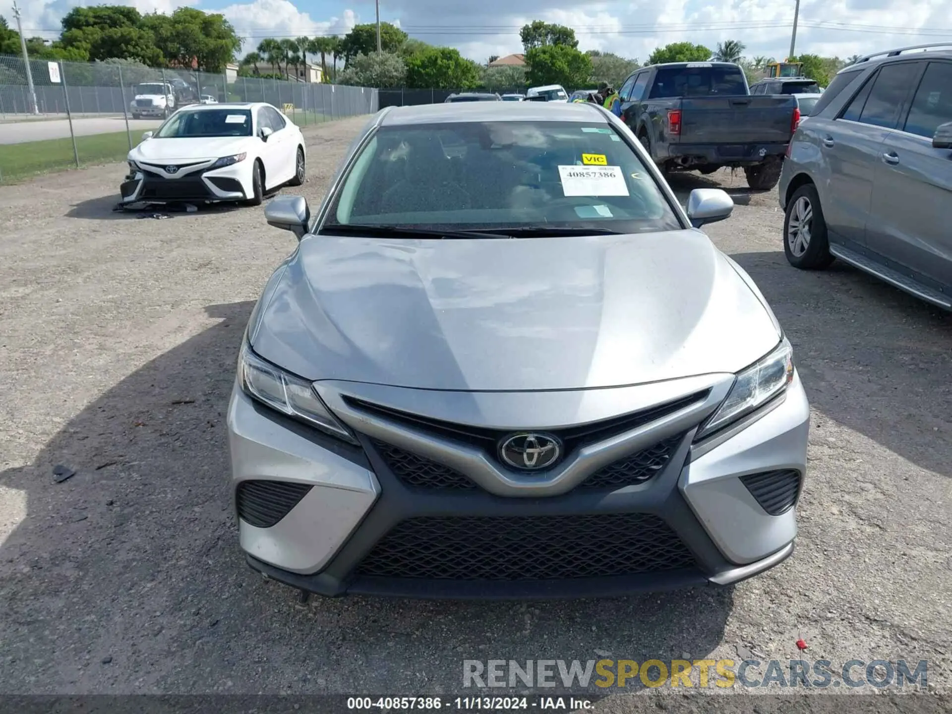 13 Photograph of a damaged car 4T1G11AKXLU937058 TOYOTA CAMRY 2020