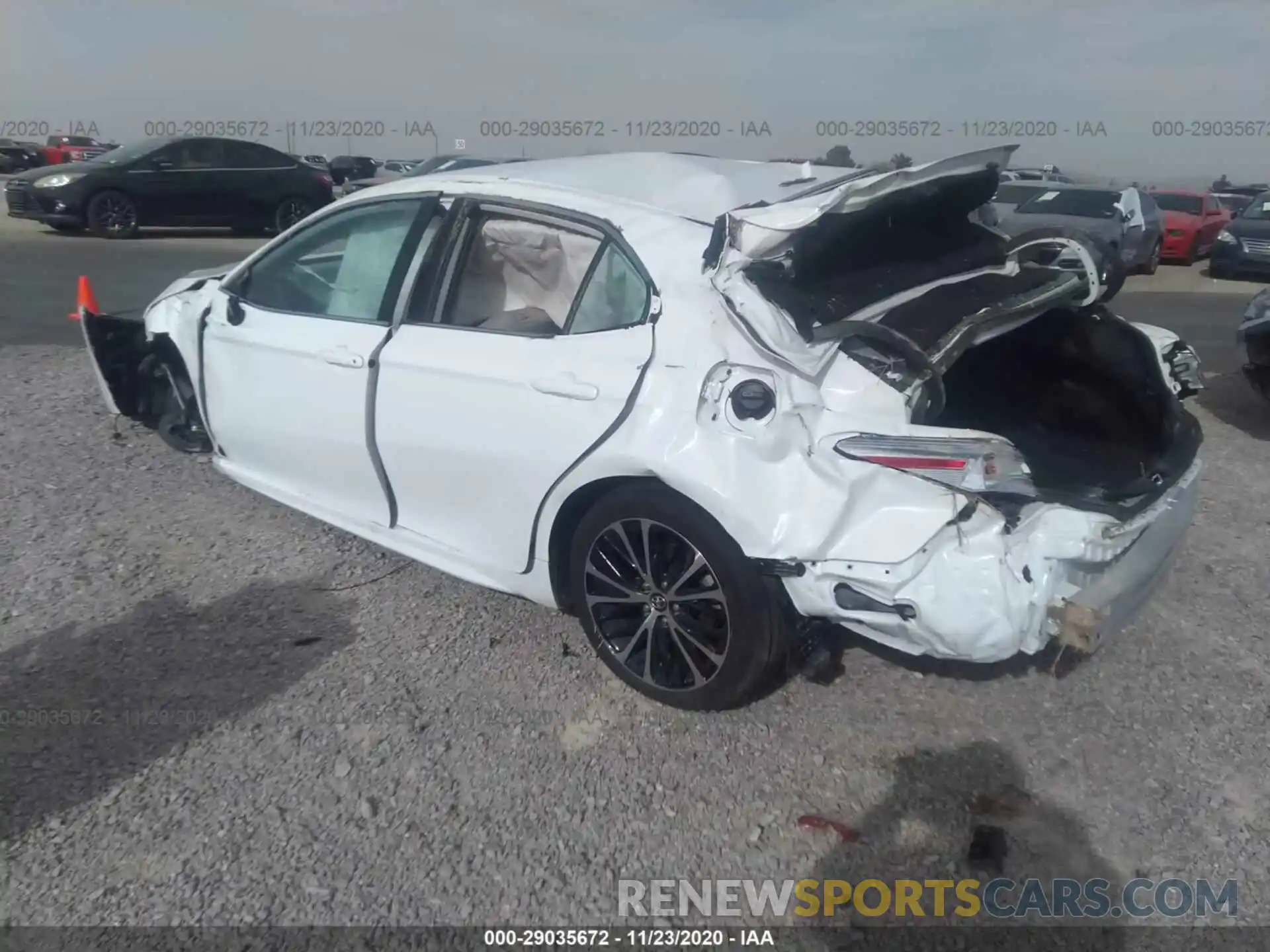 3 Photograph of a damaged car 4T1G11AKXLU940512 TOYOTA CAMRY 2020