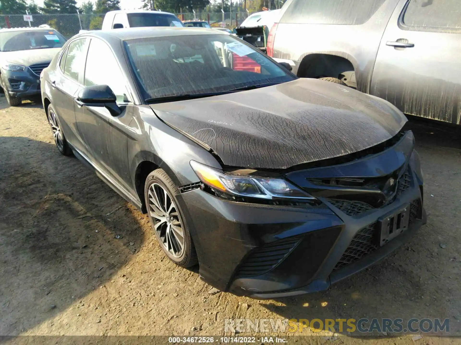 1 Photograph of a damaged car 4T1G11AKXLU941448 TOYOTA CAMRY 2020