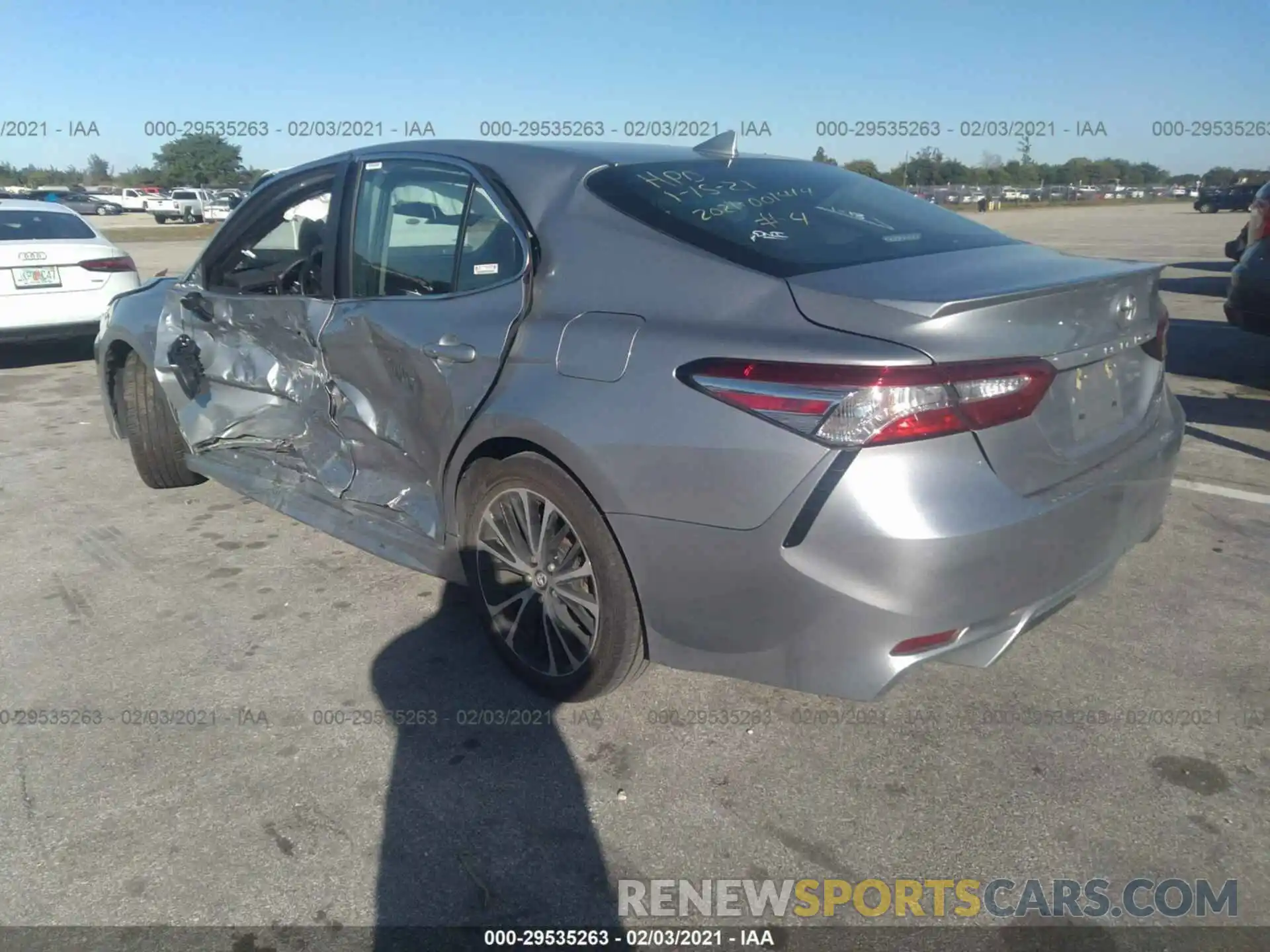 3 Photograph of a damaged car 4T1G11AKXLU945466 TOYOTA CAMRY 2020