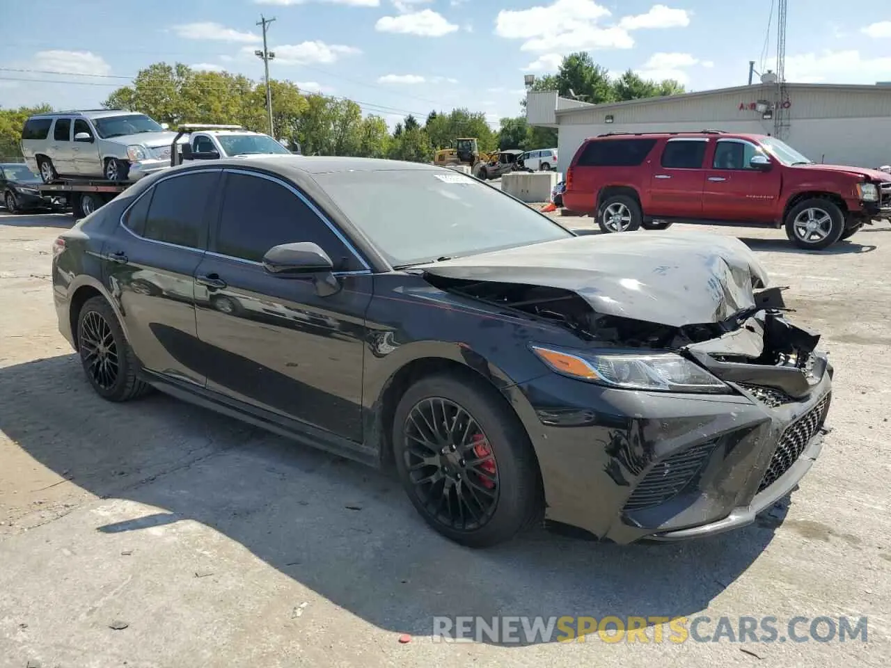 4 Photograph of a damaged car 4T1G11AKXLU947640 TOYOTA CAMRY 2020