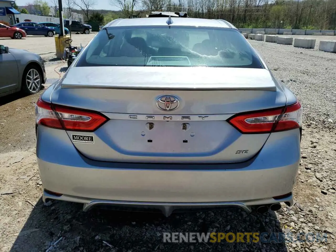 6 Photograph of a damaged car 4T1G11AKXLU950957 TOYOTA CAMRY 2020