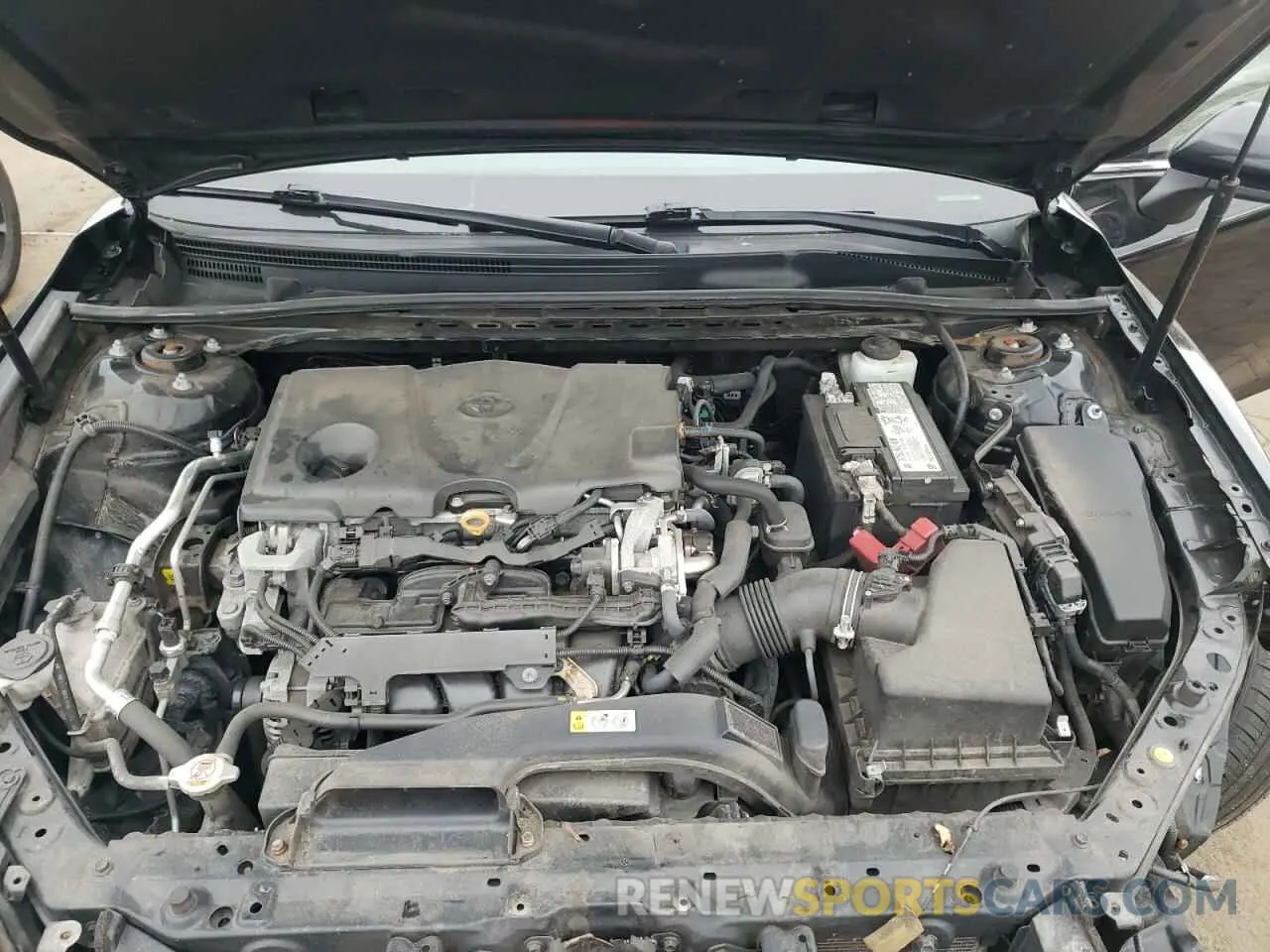 11 Photograph of a damaged car 4T1G11AKXLU957262 TOYOTA CAMRY 2020