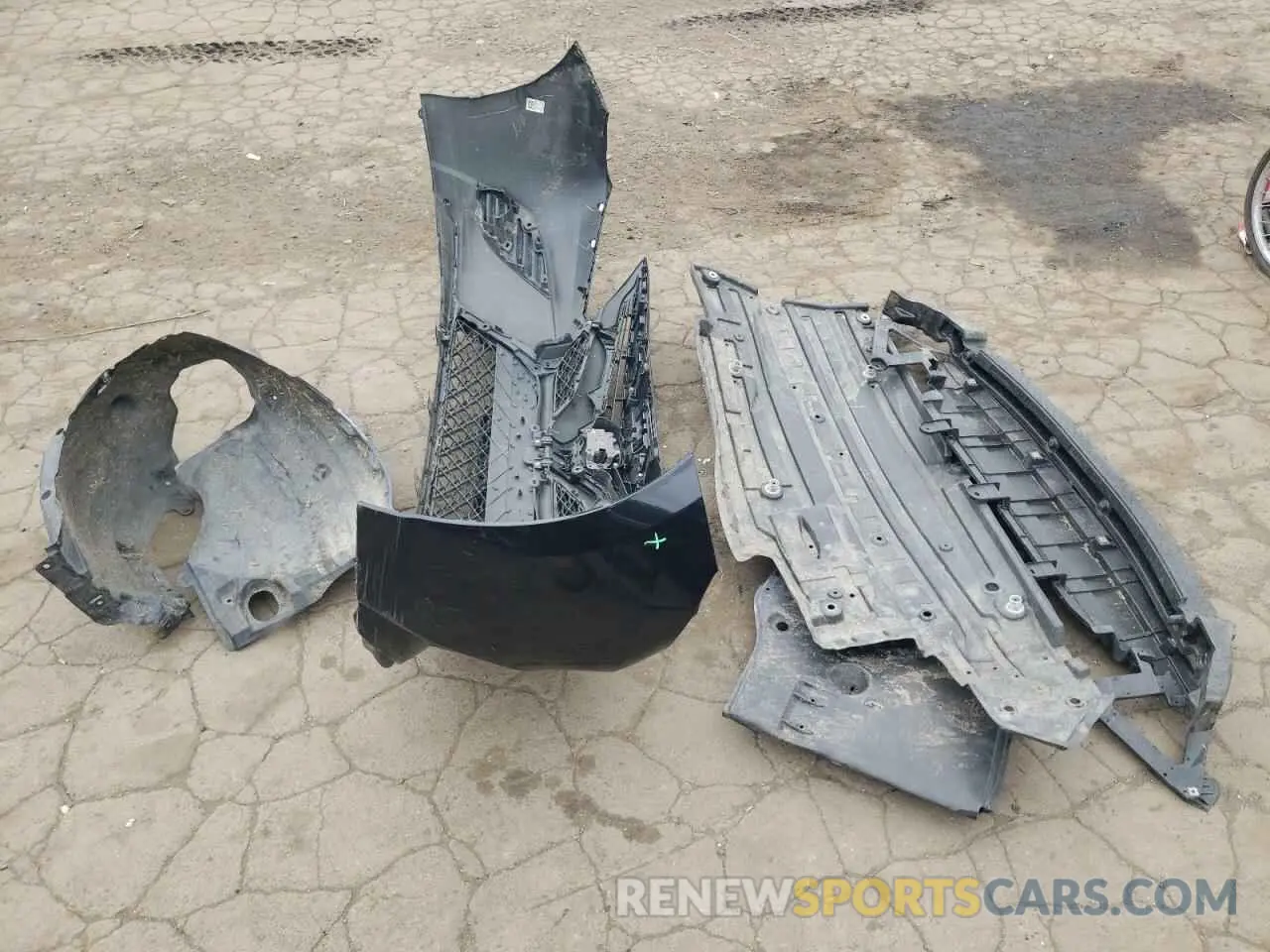 12 Photograph of a damaged car 4T1G11AKXLU957262 TOYOTA CAMRY 2020