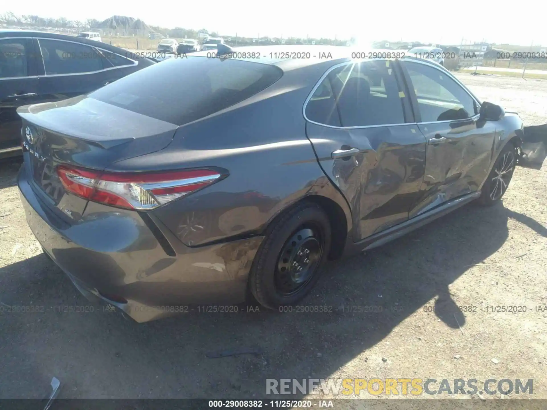 4 Photograph of a damaged car 4T1G11AKXLU958718 TOYOTA CAMRY 2020