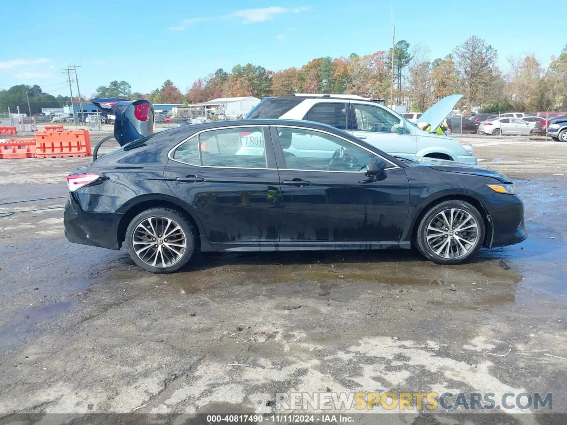 13 Photograph of a damaged car 4T1G11AKXLU963269 TOYOTA CAMRY 2020