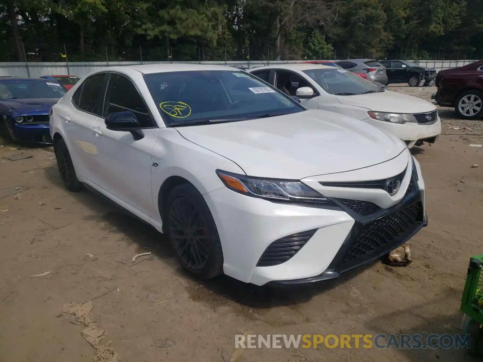 1 Photograph of a damaged car 4T1G11AKXLU966141 TOYOTA CAMRY 2020