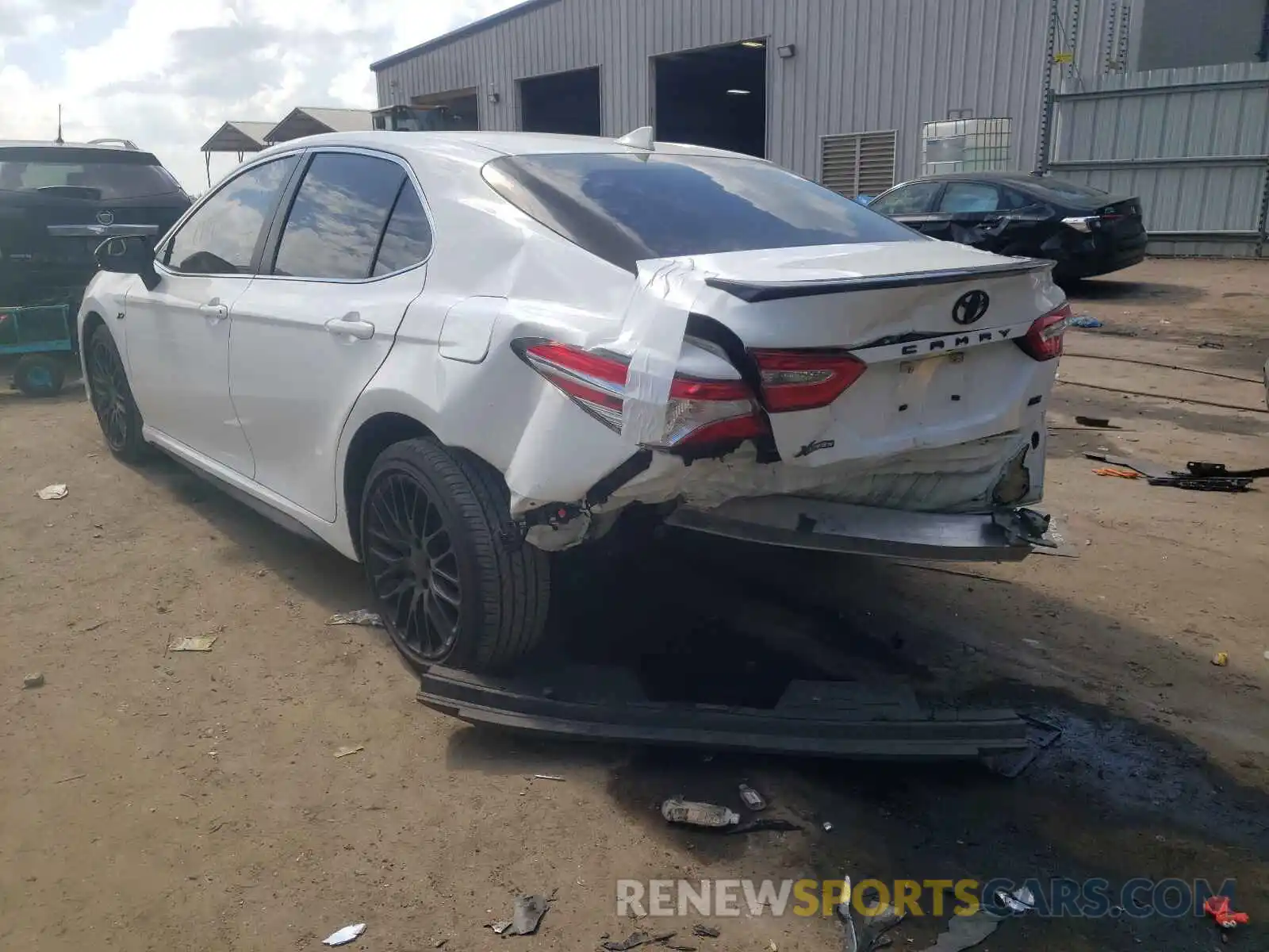 3 Photograph of a damaged car 4T1G11AKXLU966141 TOYOTA CAMRY 2020