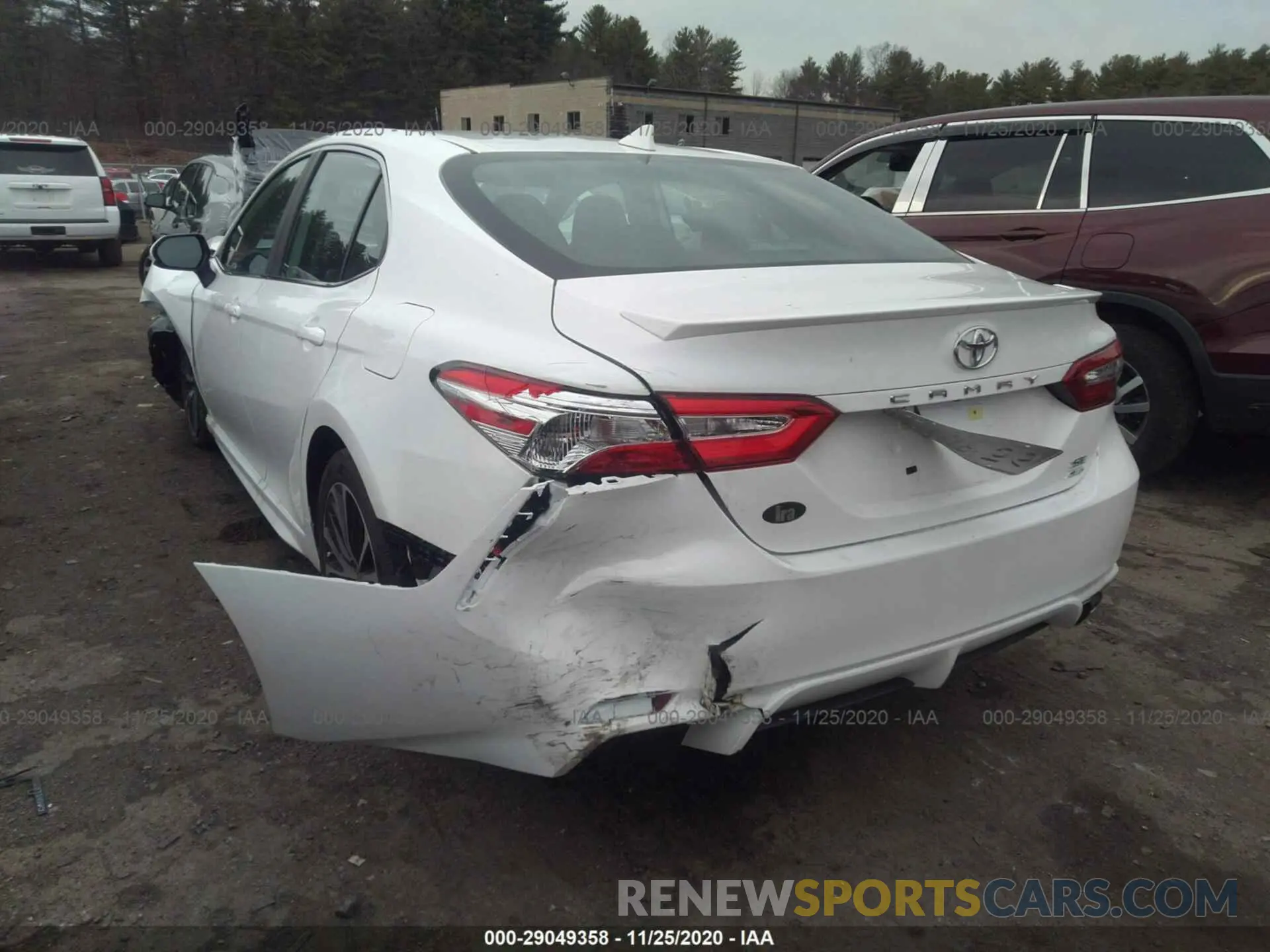 3 Photograph of a damaged car 4T1G11BK0LU011251 TOYOTA CAMRY 2020