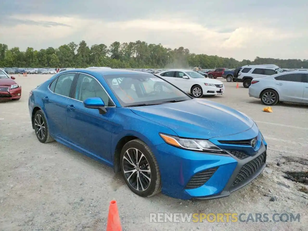 1 Photograph of a damaged car 4T1G11BK1LU010707 TOYOTA CAMRY 2020