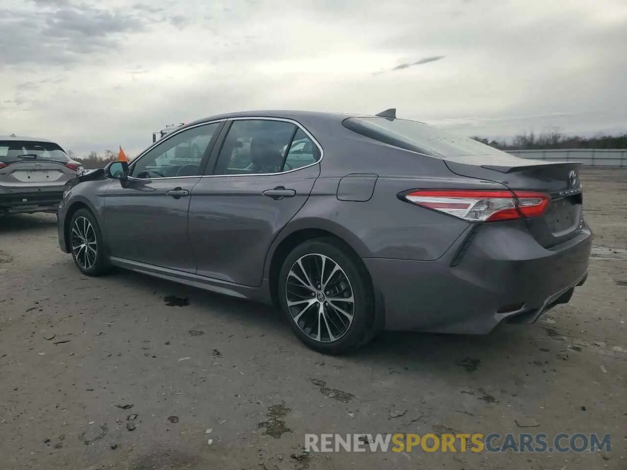 2 Photograph of a damaged car 4T1G11BK2LU007816 TOYOTA CAMRY 2020