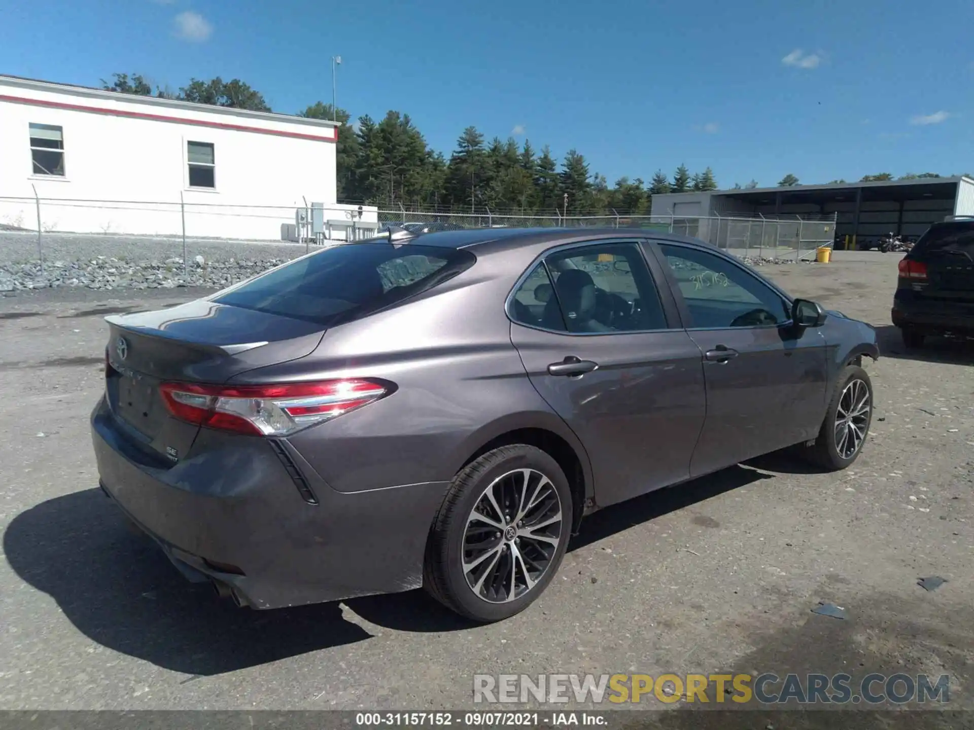 4 Photograph of a damaged car 4T1G11BK2LU011042 TOYOTA CAMRY 2020