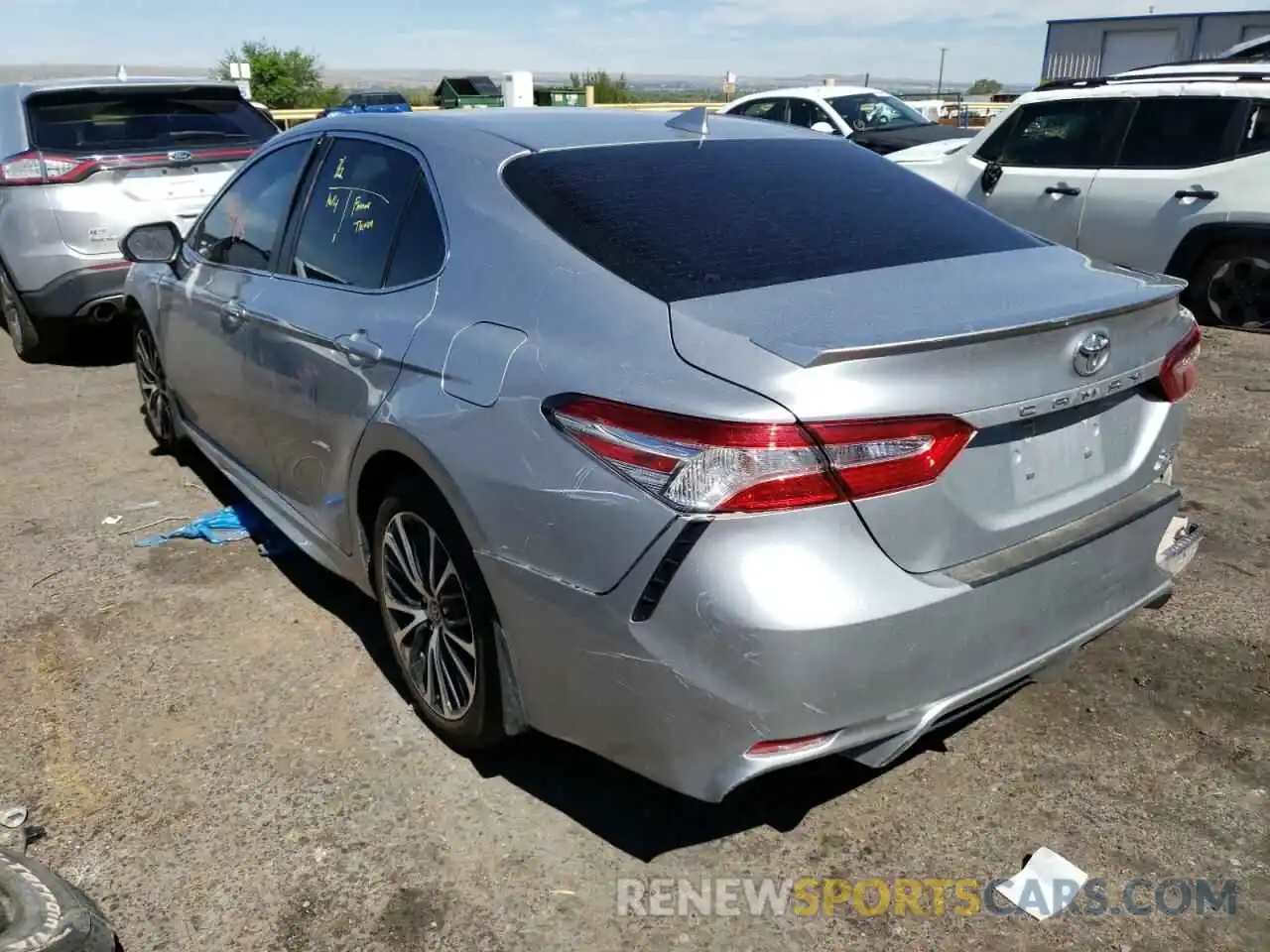 3 Photograph of a damaged car 4T1G11BK2LU011137 TOYOTA CAMRY 2020