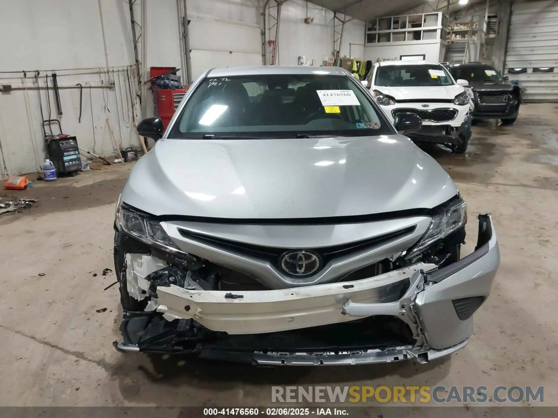 12 Photograph of a damaged car 4T1G11BK2LU019366 TOYOTA CAMRY 2020