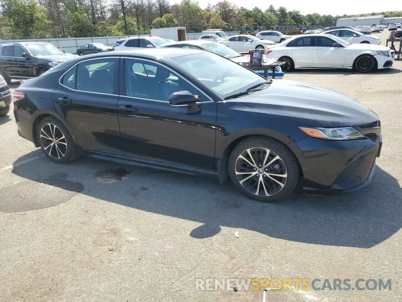 4 Photograph of a damaged car 4T1G11BK3LU017531 TOYOTA CAMRY 2020