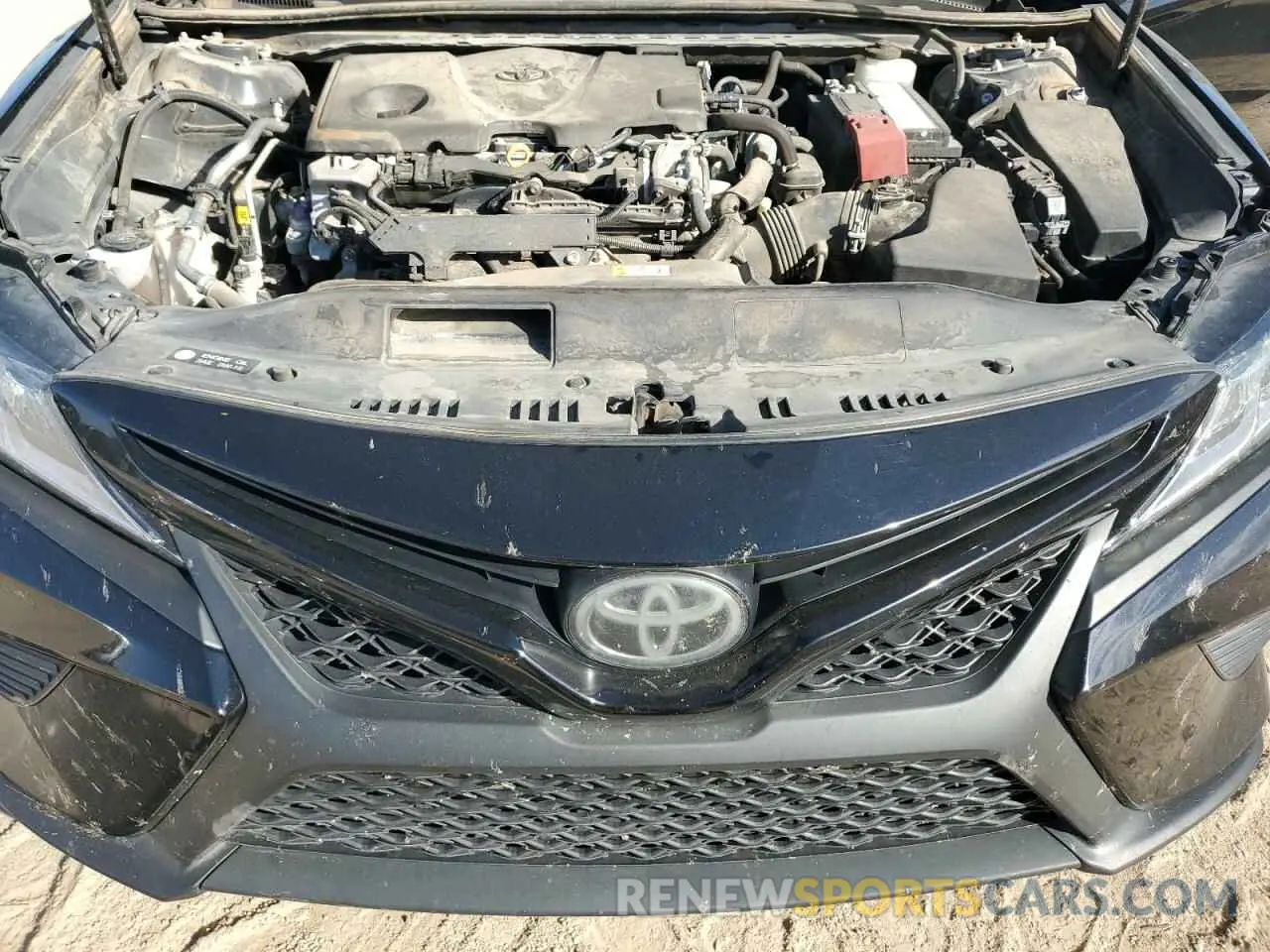 11 Photograph of a damaged car 4T1G11BK4LU009535 TOYOTA CAMRY 2020