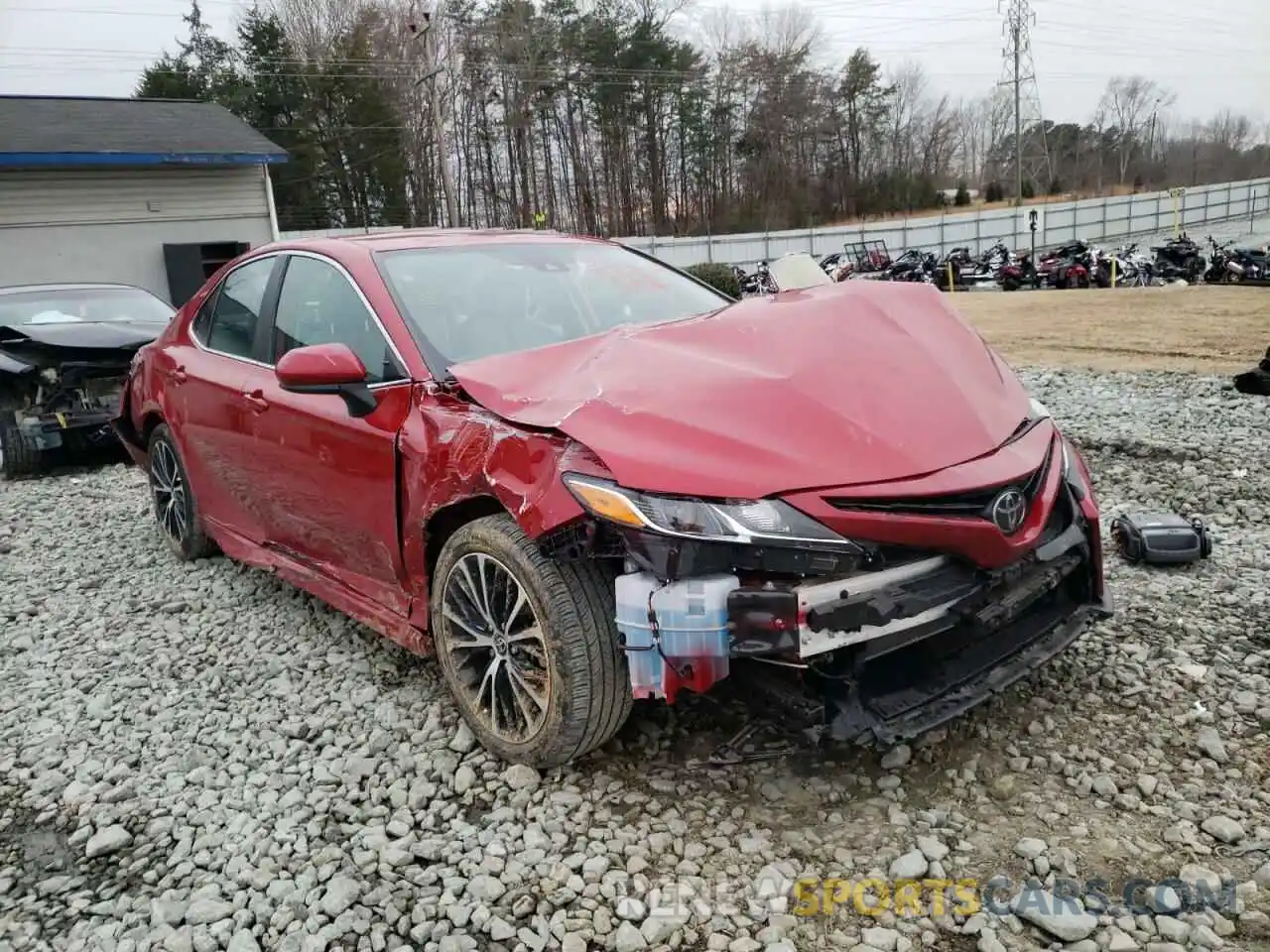 1 Photograph of a damaged car 4T1G11BK4LU012001 TOYOTA CAMRY 2020