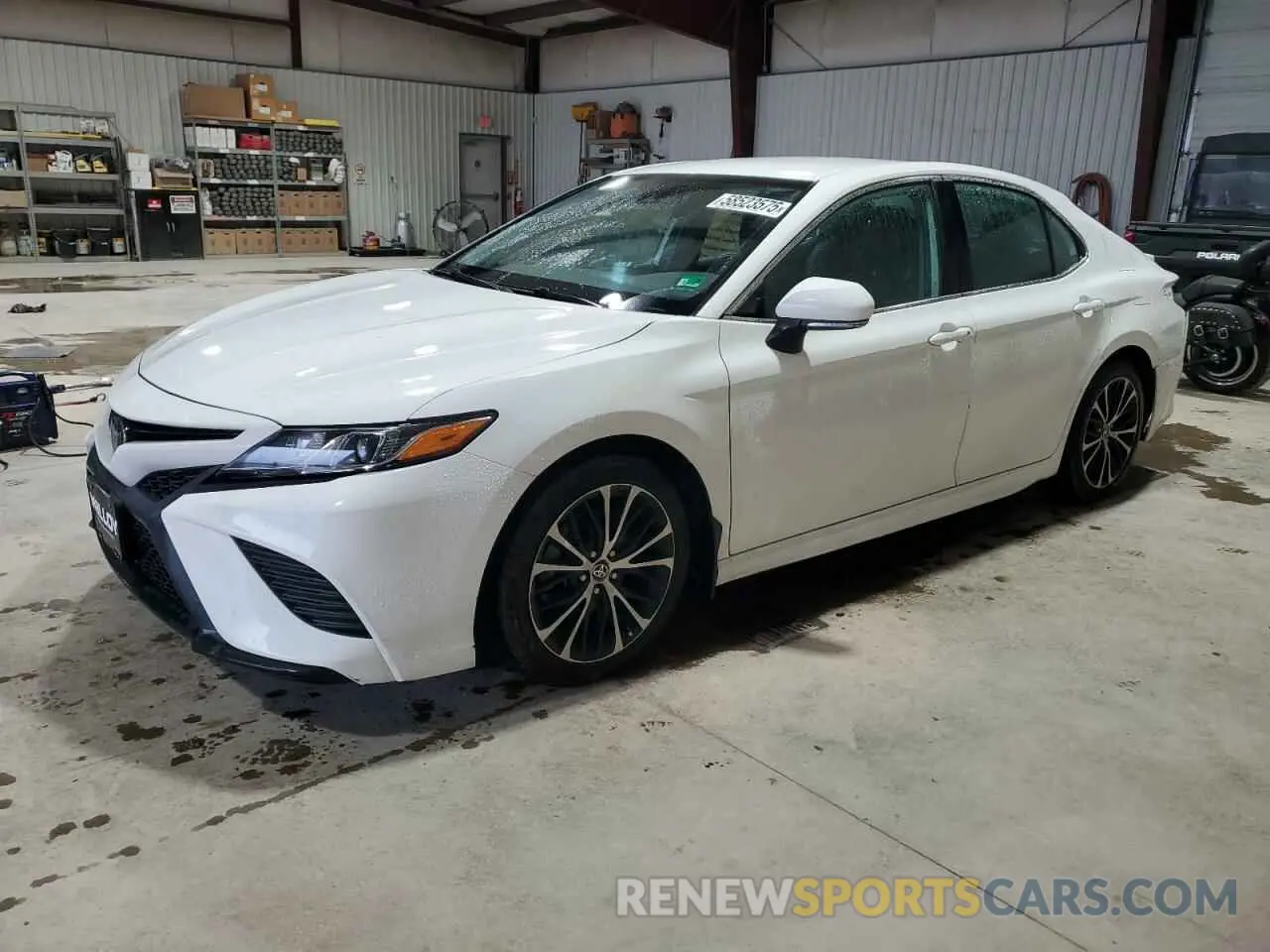 1 Photograph of a damaged car 4T1G11BK4LU012256 TOYOTA CAMRY 2020