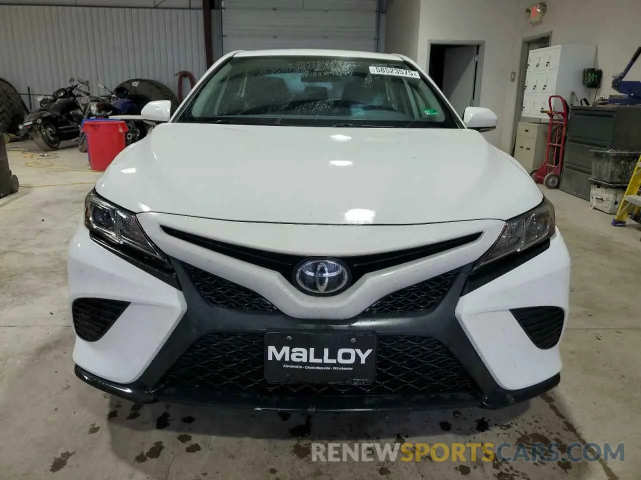 5 Photograph of a damaged car 4T1G11BK4LU012256 TOYOTA CAMRY 2020