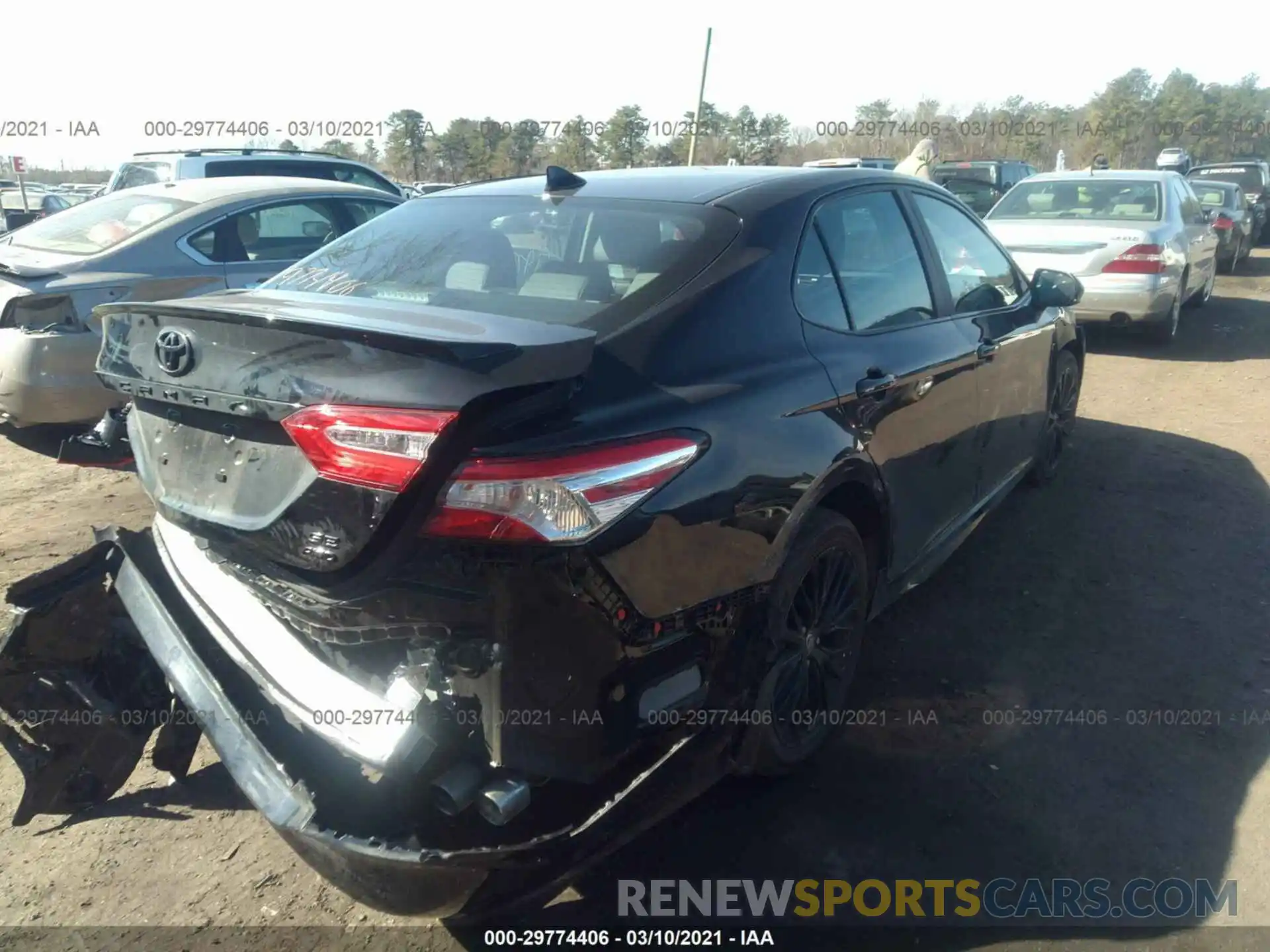 4 Photograph of a damaged car 4T1G11BK5LU003498 TOYOTA CAMRY 2020