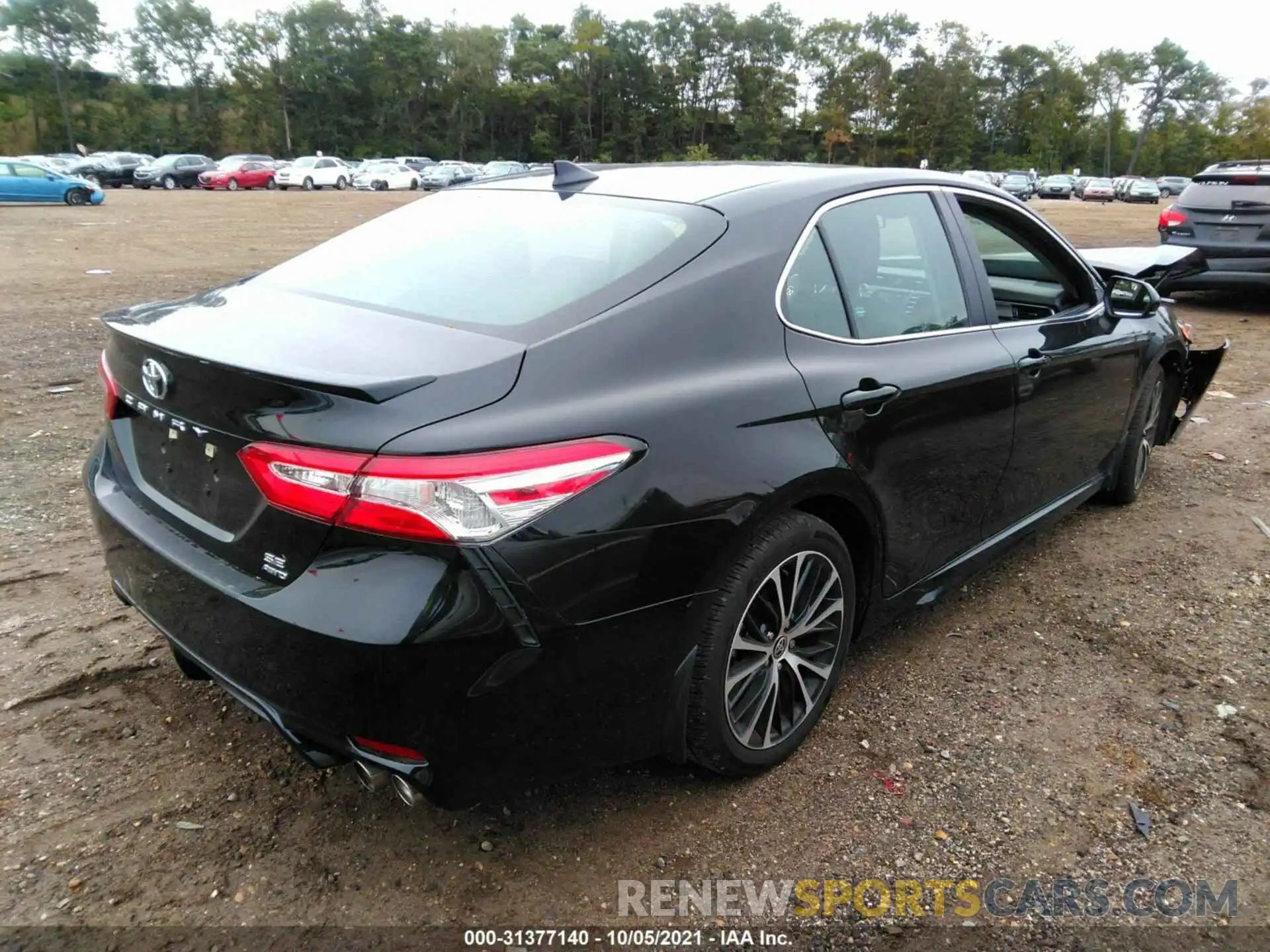 4 Photograph of a damaged car 4T1G11BK5LU006711 TOYOTA CAMRY 2020