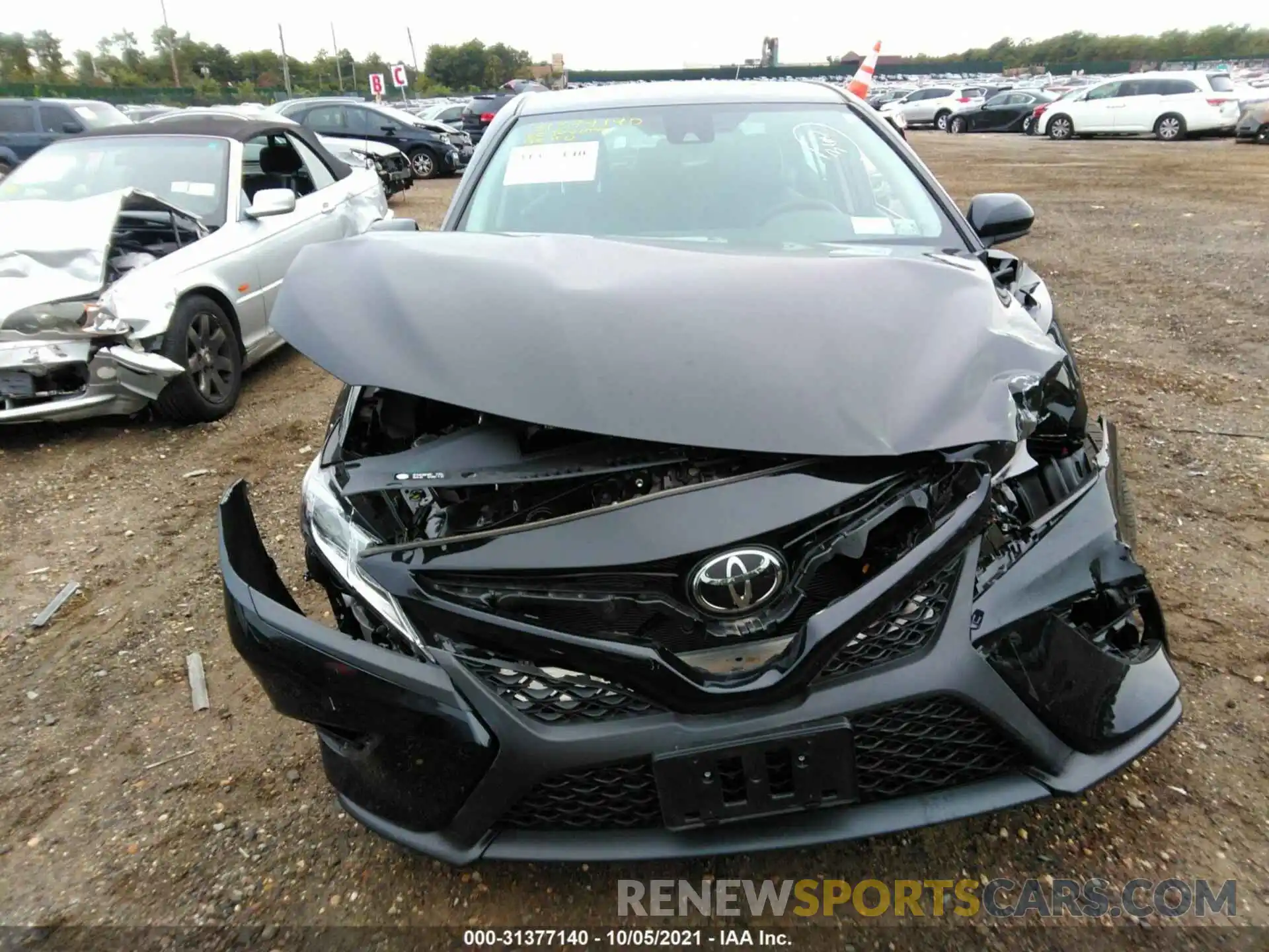 6 Photograph of a damaged car 4T1G11BK5LU006711 TOYOTA CAMRY 2020