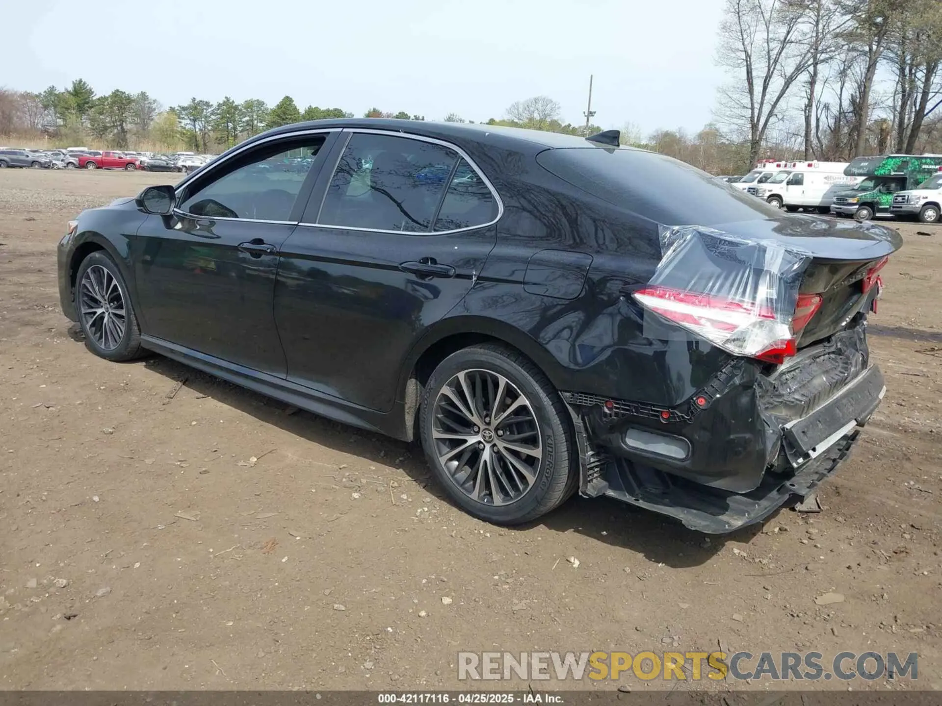 3 Photograph of a damaged car 4T1G11BK5LU007163 TOYOTA CAMRY 2020