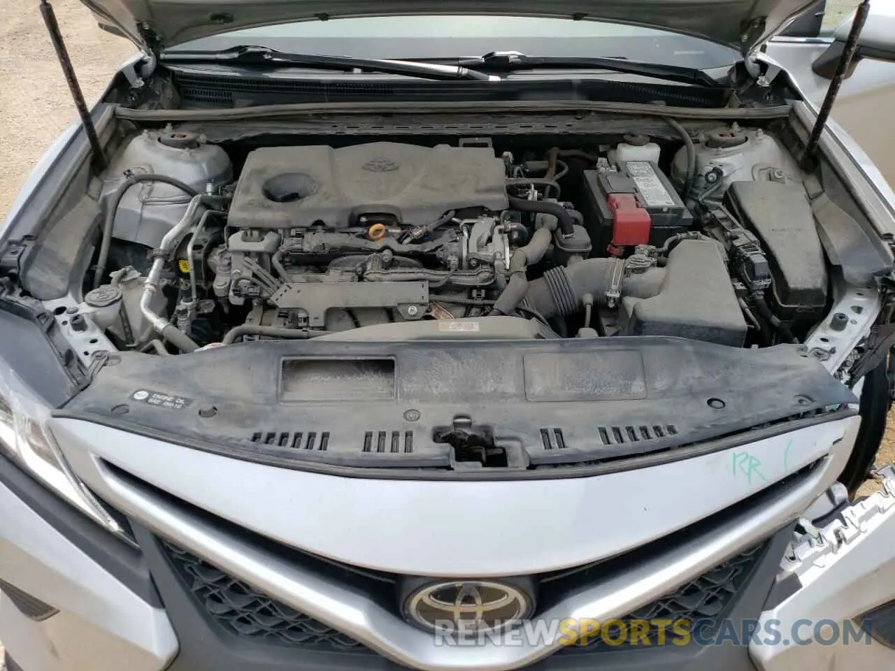 11 Photograph of a damaged car 4T1G11BK6LU007401 TOYOTA CAMRY 2020
