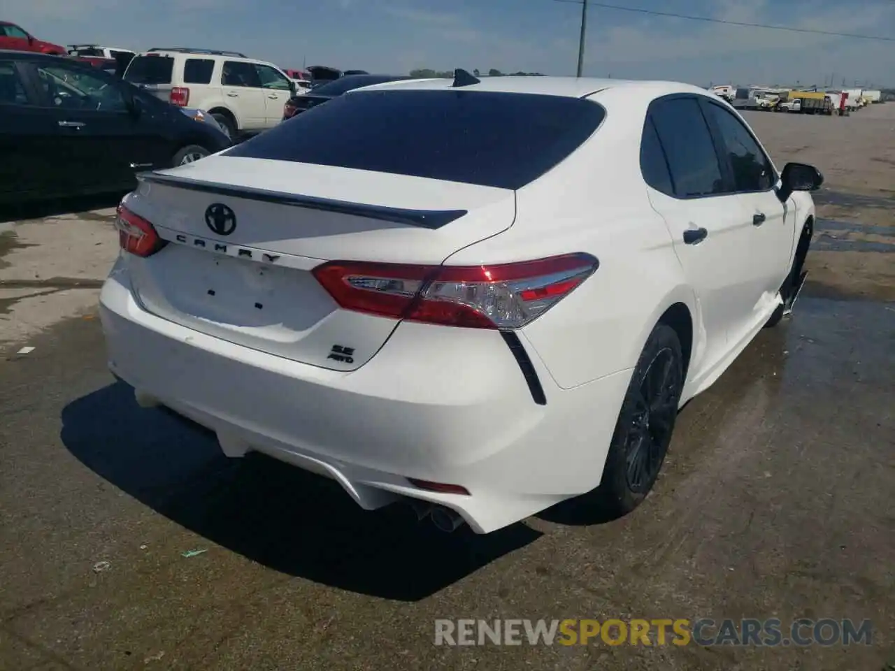 4 Photograph of a damaged car 4T1G11BK7LU007827 TOYOTA CAMRY 2020