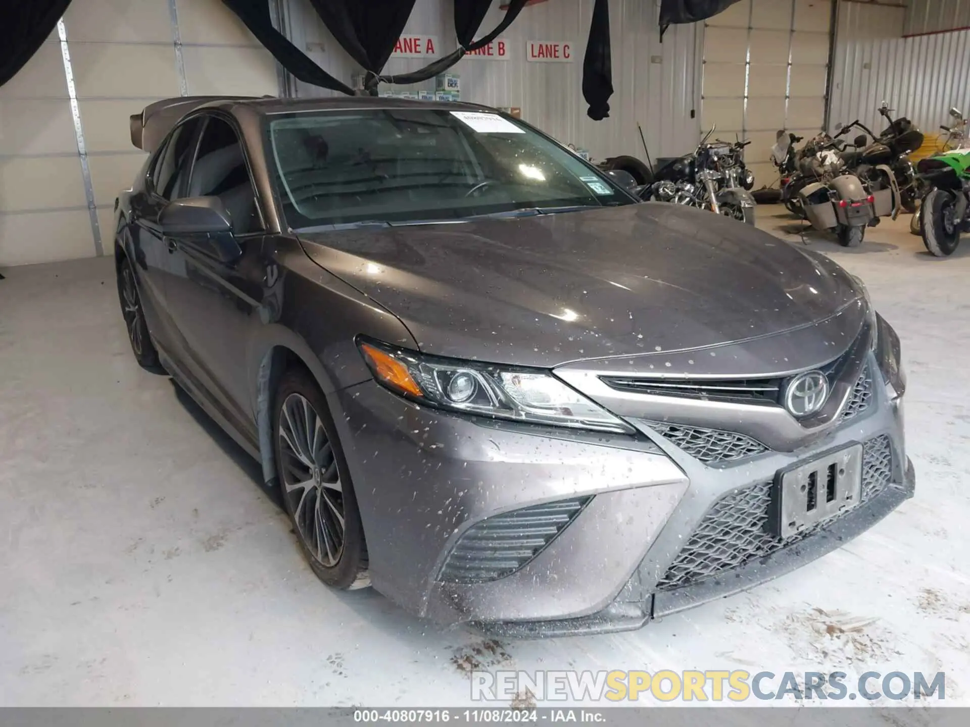 1 Photograph of a damaged car 4T1G11BK8LU004838 TOYOTA CAMRY 2020
