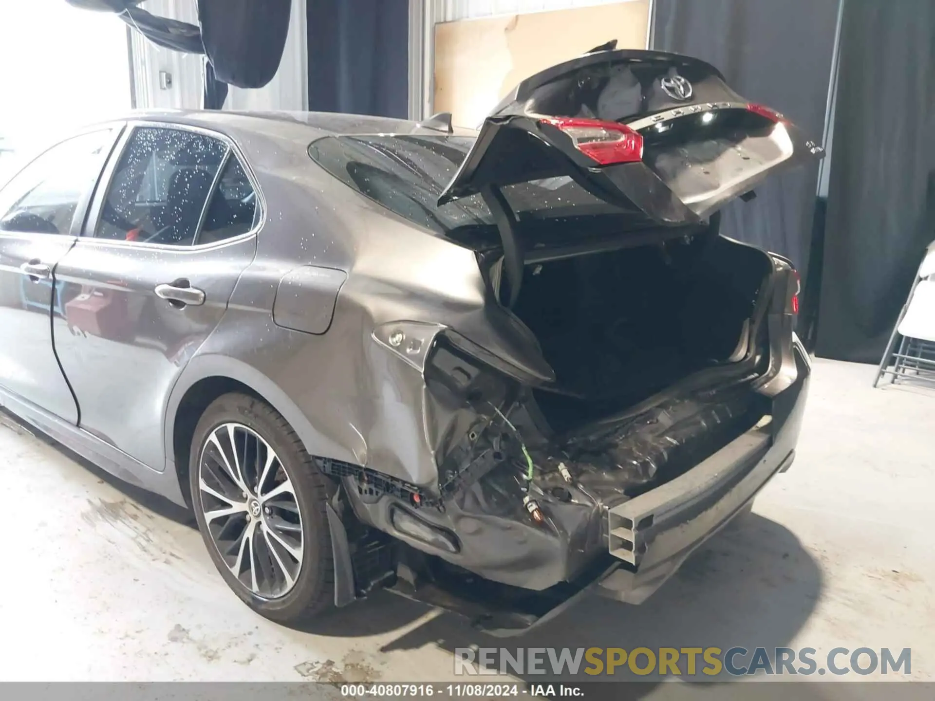 6 Photograph of a damaged car 4T1G11BK8LU004838 TOYOTA CAMRY 2020