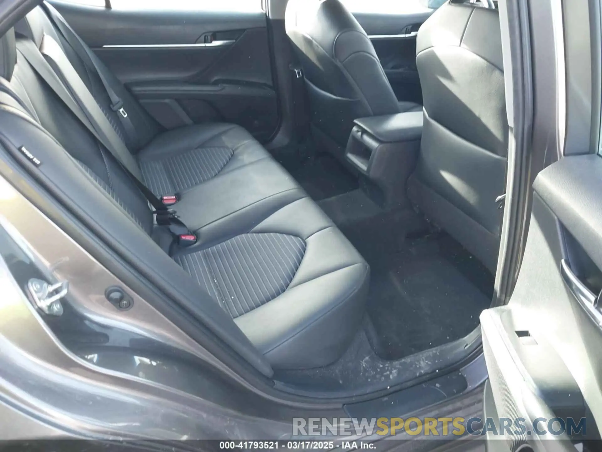 8 Photograph of a damaged car 4T1G11BK8LU008226 TOYOTA CAMRY 2020