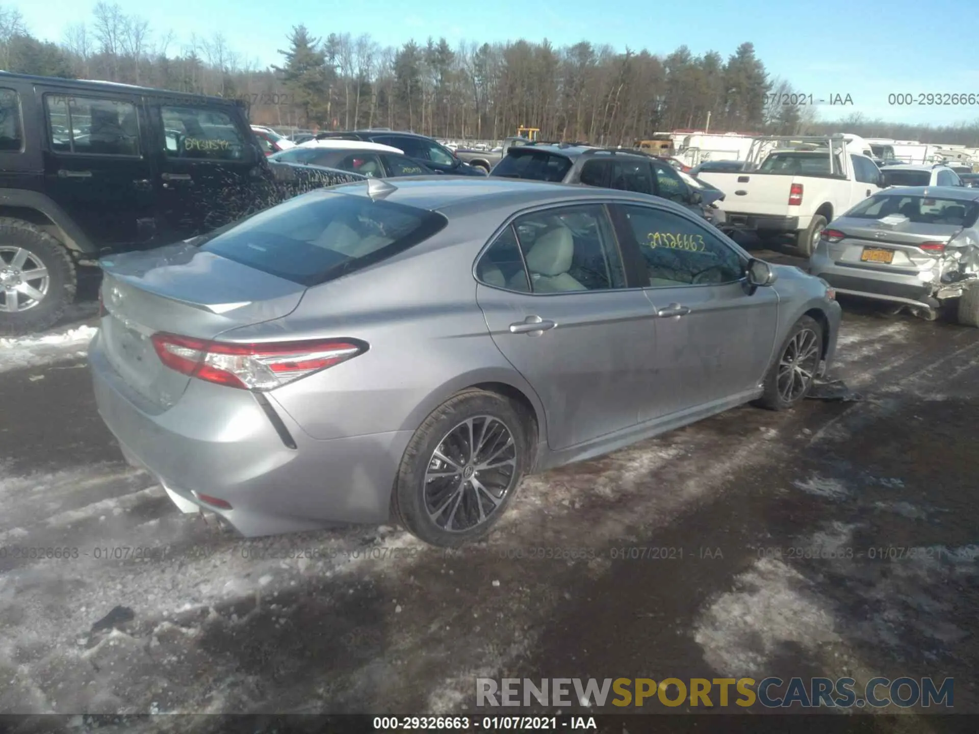4 Photograph of a damaged car 4T1G11BK8LU013670 TOYOTA CAMRY 2020
