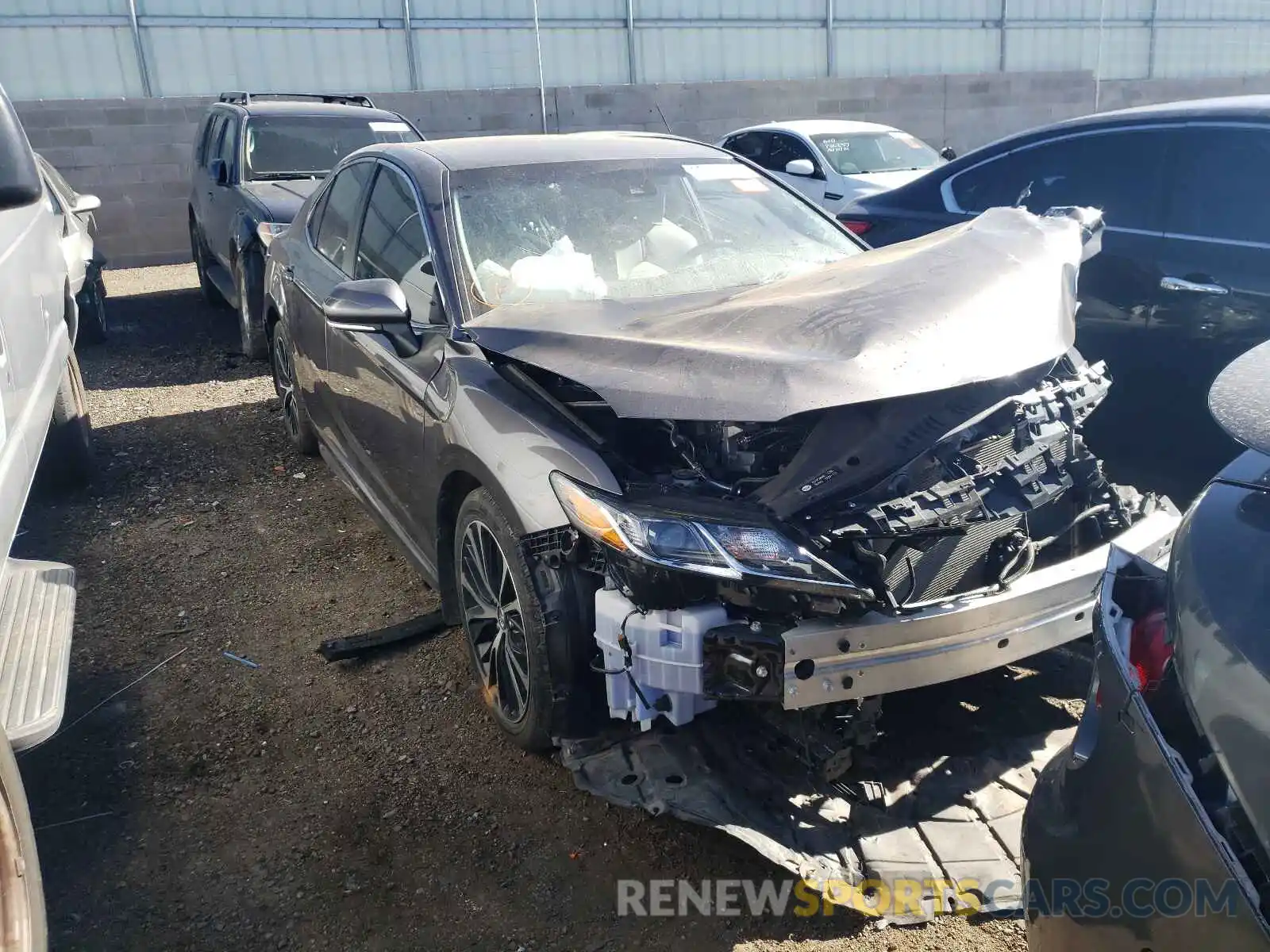 1 Photograph of a damaged car 4T1G11BK9LU008719 TOYOTA CAMRY 2020